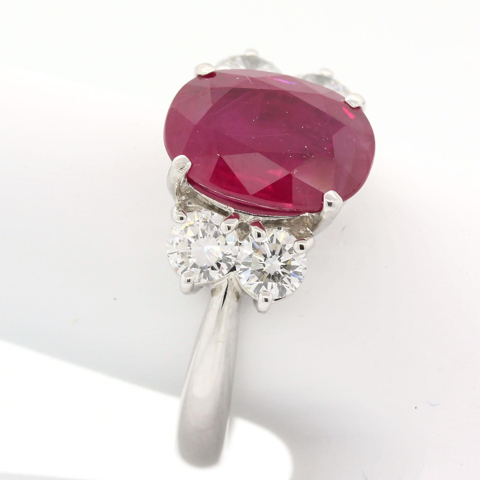 4.00 Carat Burma Ruby & Diamond Ring For Sale 3