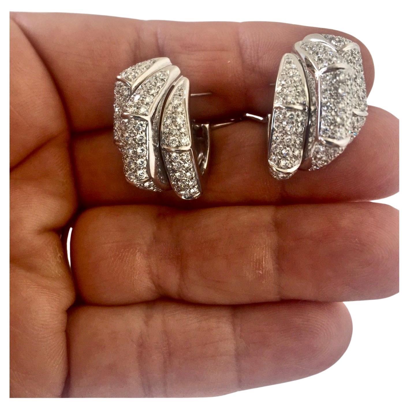 Pendientes de clip con diamantes de 4,00 quilates y oro blanco de 18 quilates en venta