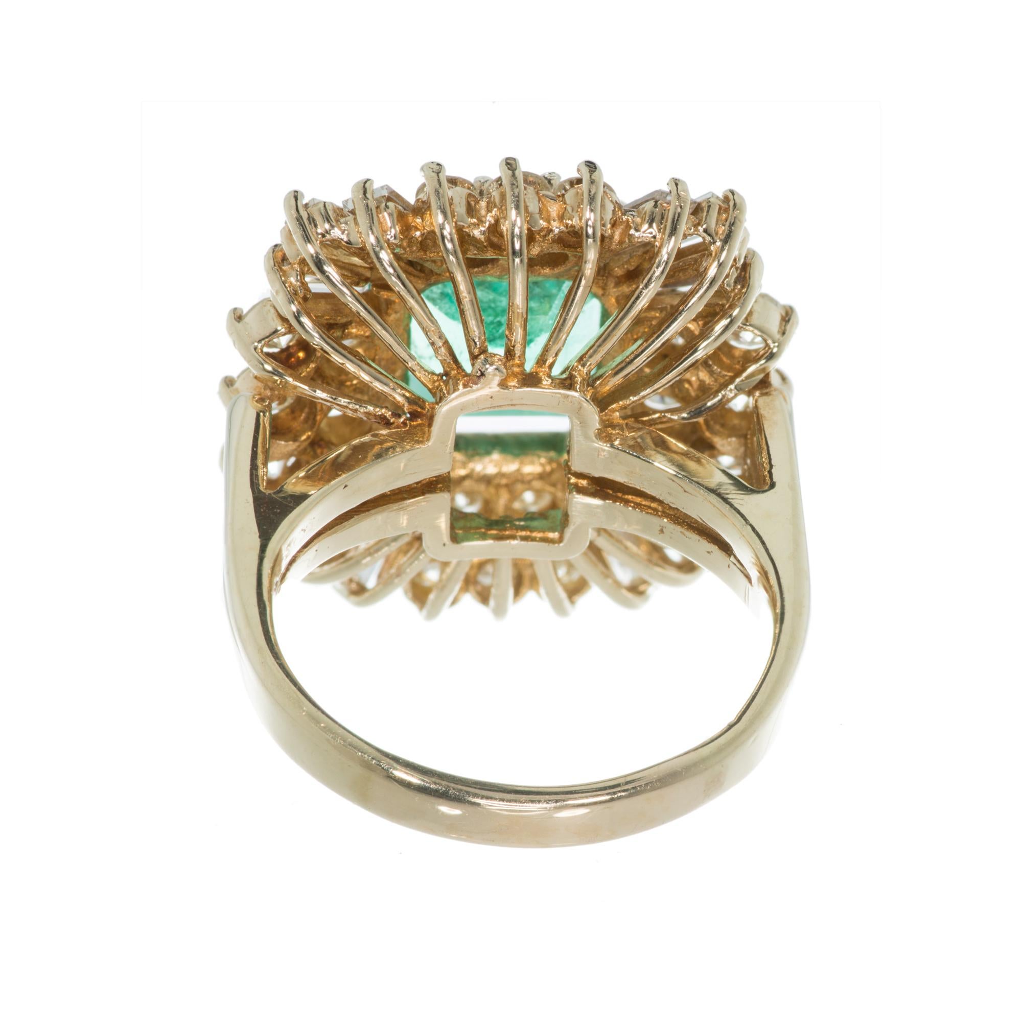 Modern 4.00 Carat Emerald Diamond Princess Gold Cocktail Ring For Sale