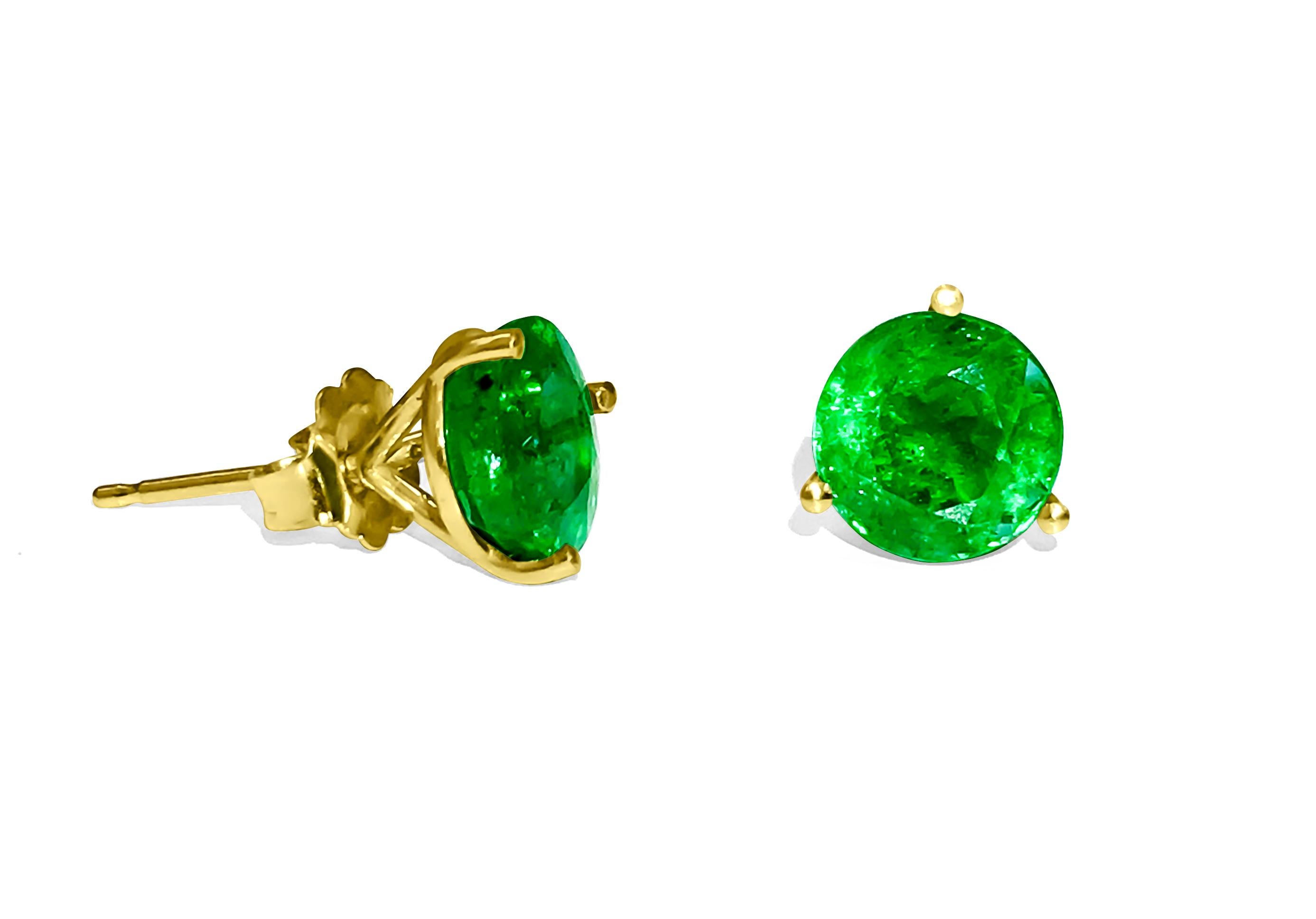 Round Cut 4.00 Carat Emerald Martini Style Pushback Studs in Yellow Gold For Sale