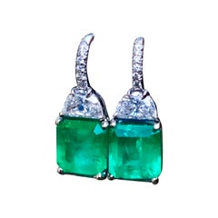 4.00 Carat Natural Colombian Emerald and Diamond Drop Platinum Earrings