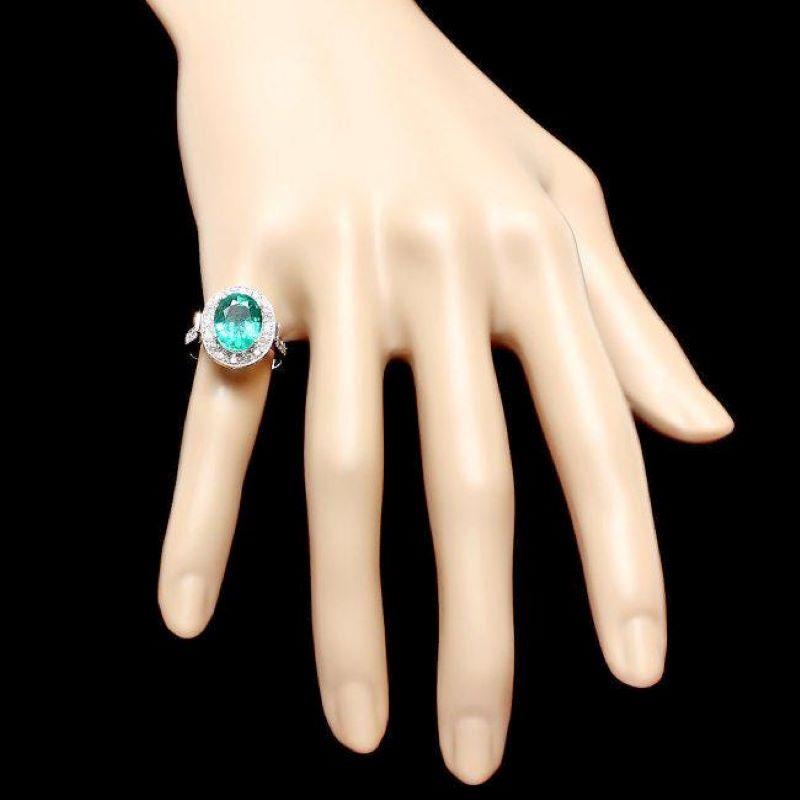 Women's 4.00 Carat Natural Emerald & Diamond 14k Solid White Gold Ring For Sale