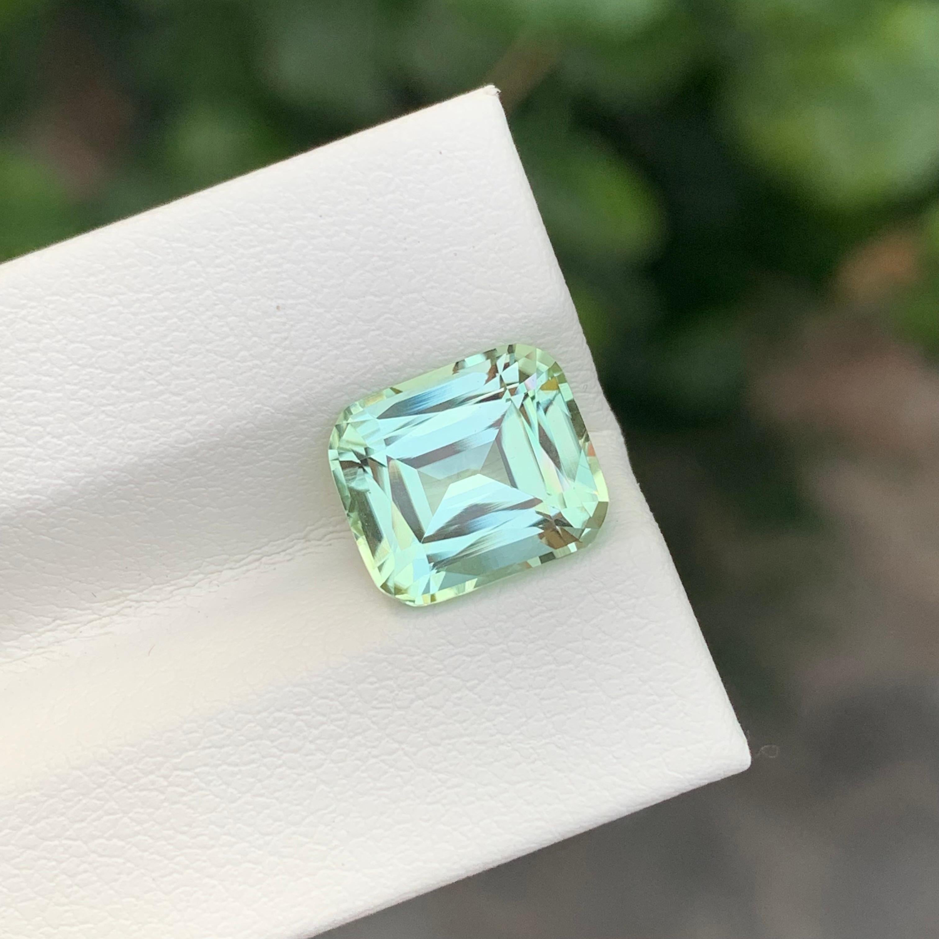 Taille coussin 4.00 Carat Natural Loose Mint Green Tourmaline Cushion Shape Gem en vente