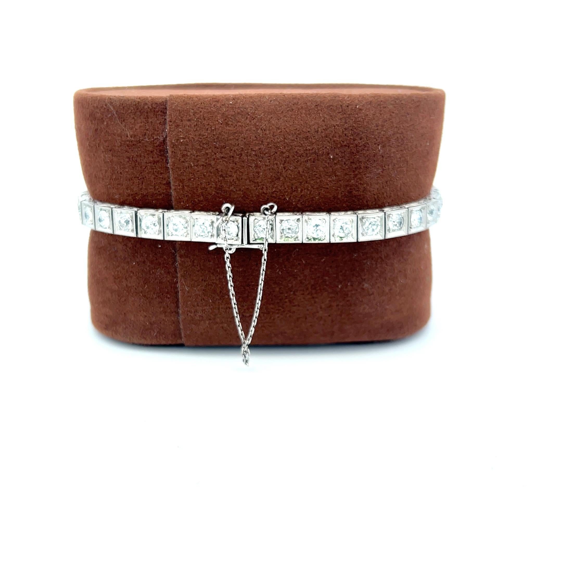 Pulsera de tenis de platino con diamantes H SI de corte europeo antiguo de 4,00 quilates en venta 2