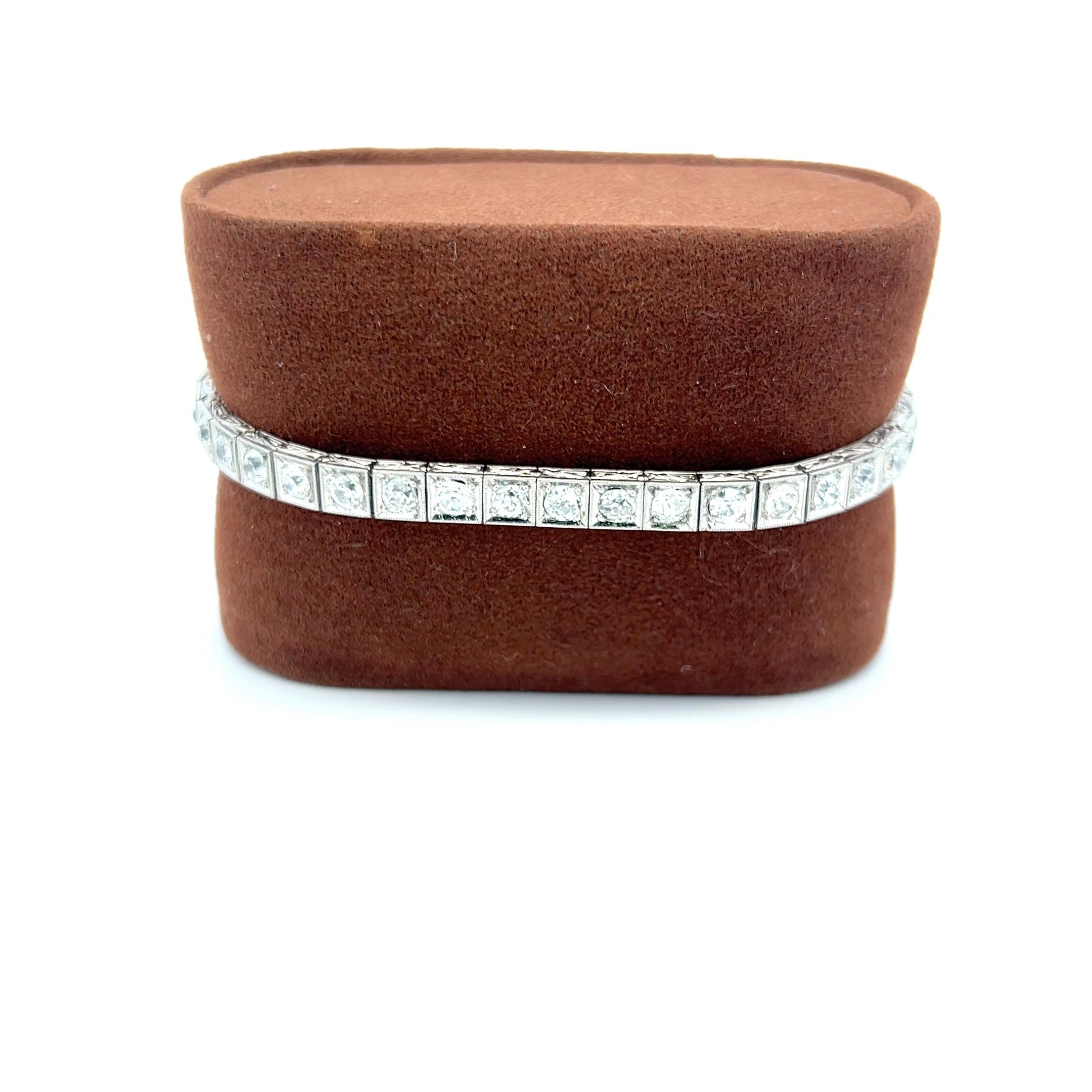 Pulsera de tenis de platino con diamantes H SI de corte europeo antiguo de 4,00 quilates en venta 4