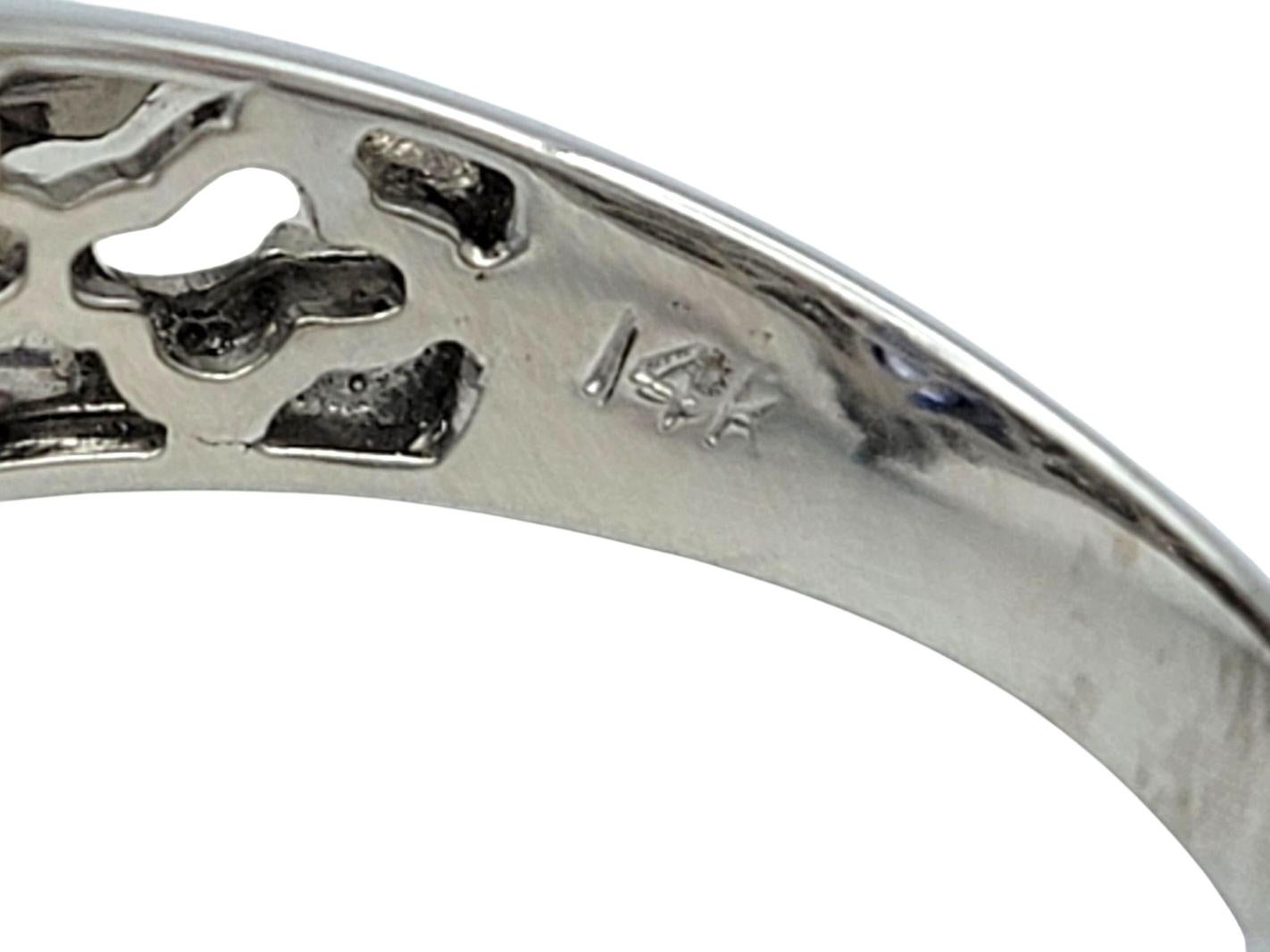 4,00 Karat Ovalschliff Natürlicher Blauer Saphir Ring mit Diamanten 14 Karat Weißgold im Angebot 3