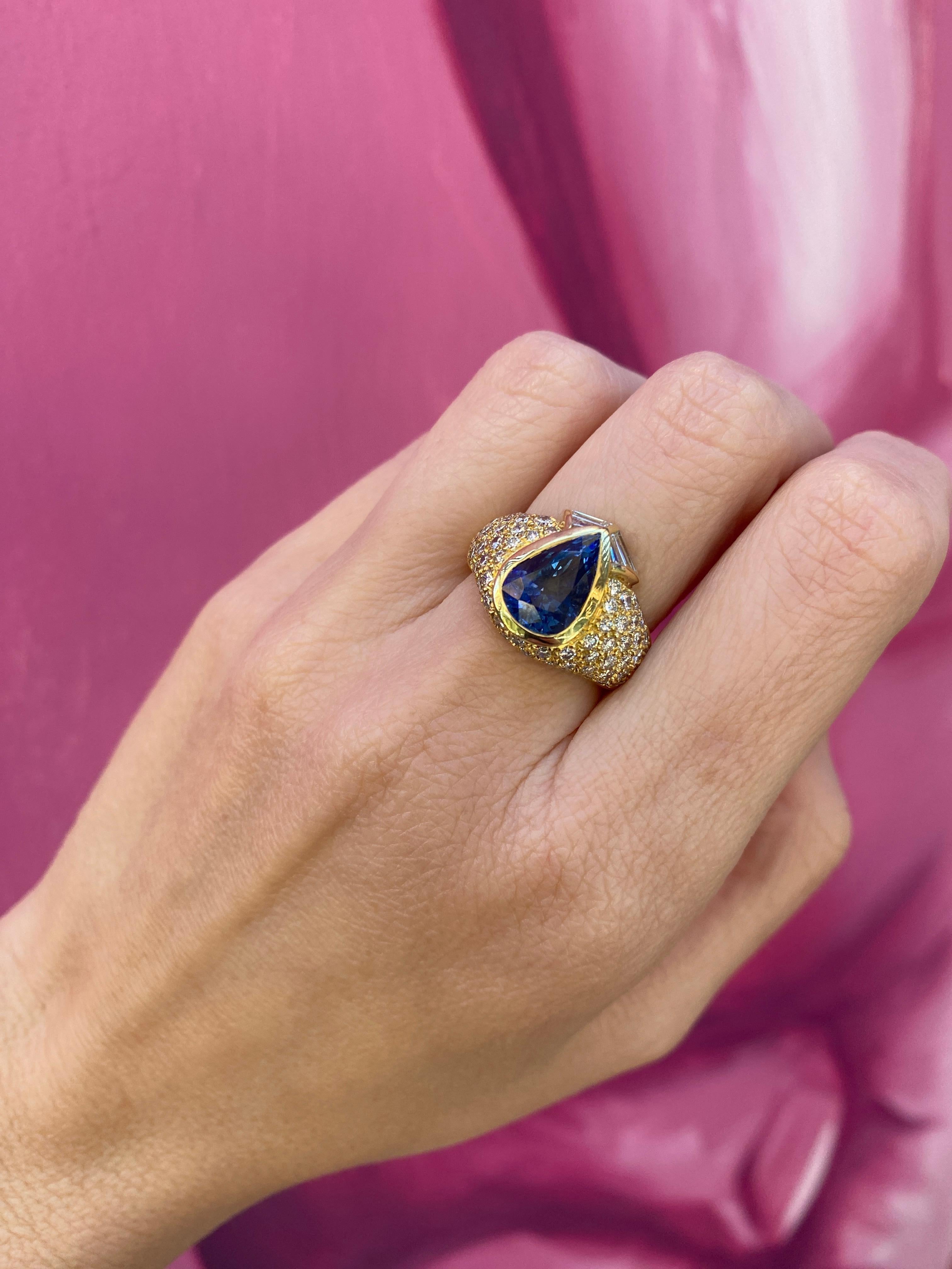 4.00 Carat Pear Shaped Sri Lankan Blue Sapphire & Diamond Cocktail Ring  For Sale 6