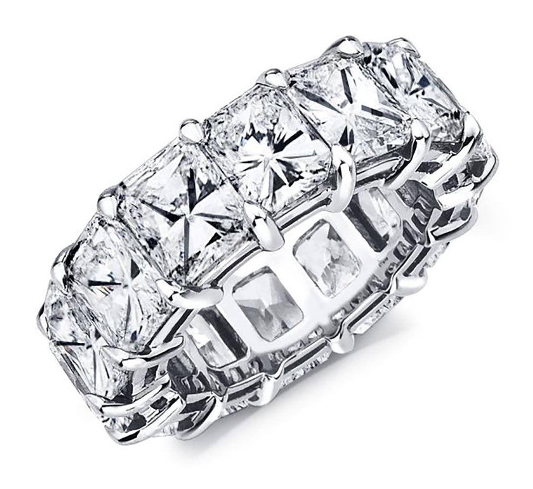 Im Angebot: Memoryring mit 4,00 Karat Diamant im Strahlenschliff () 5