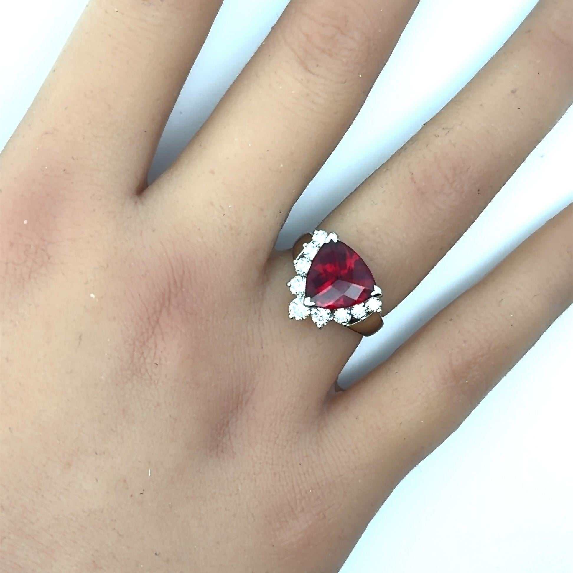 4.00 Carat Rubellite Tourmaline Diamond Platinum Ring In New Condition For Sale In Beverly Hills, CA
