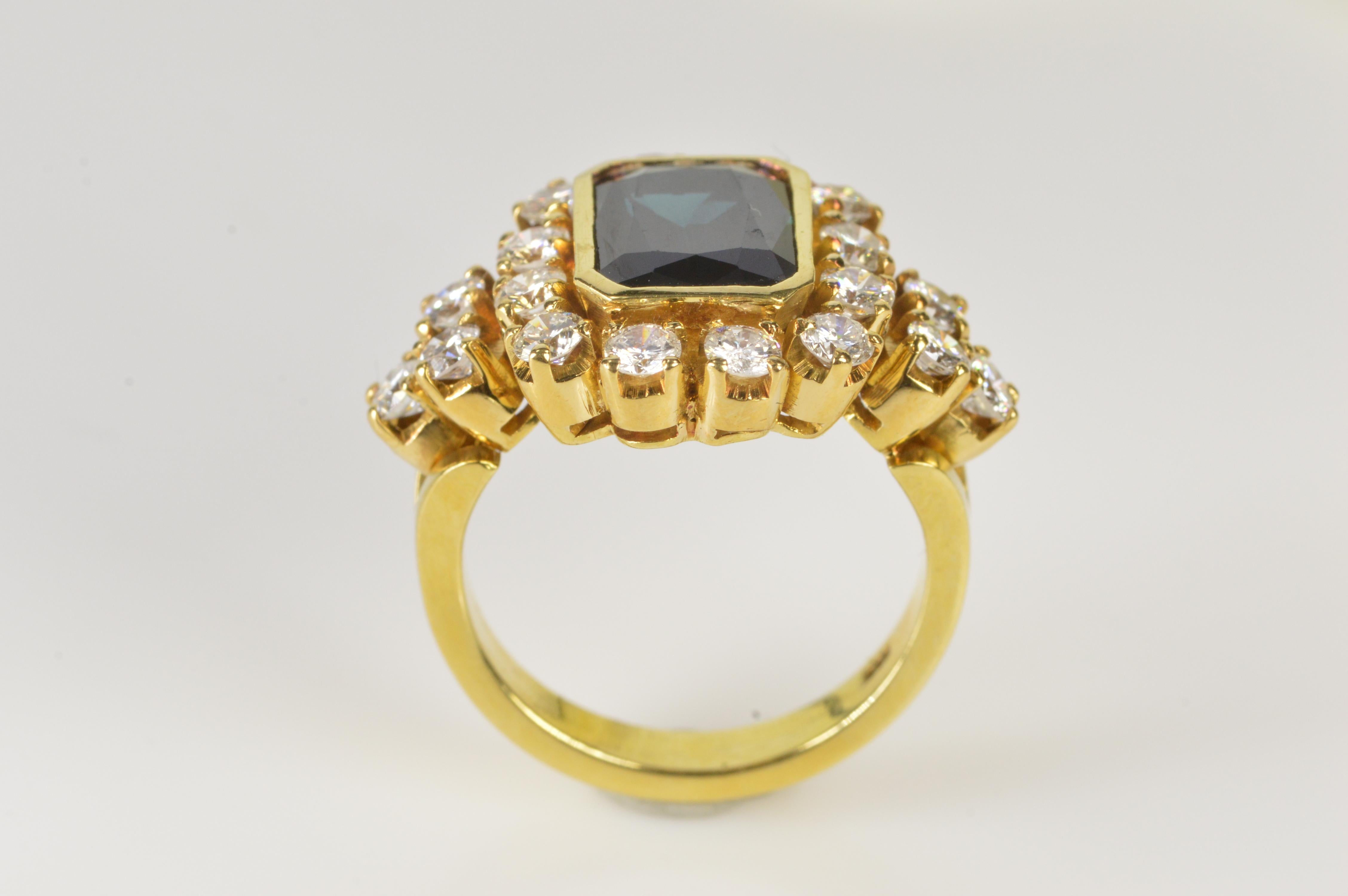 ·Item: 18K 4.00 CW Sapphire 1.80 Ctw Diamond Statement Ring Size 7.5 Yellow Gold  

·Era: Vintage / 1950s  ·Composition: 18k Gold Marked/Tested  

·Center Gem Stone: 4.00 Ct Sapphire  

·Gem Stone: 18x Diamonds=1.80Ctw G/VS-SI  

·Weight: 10.6g