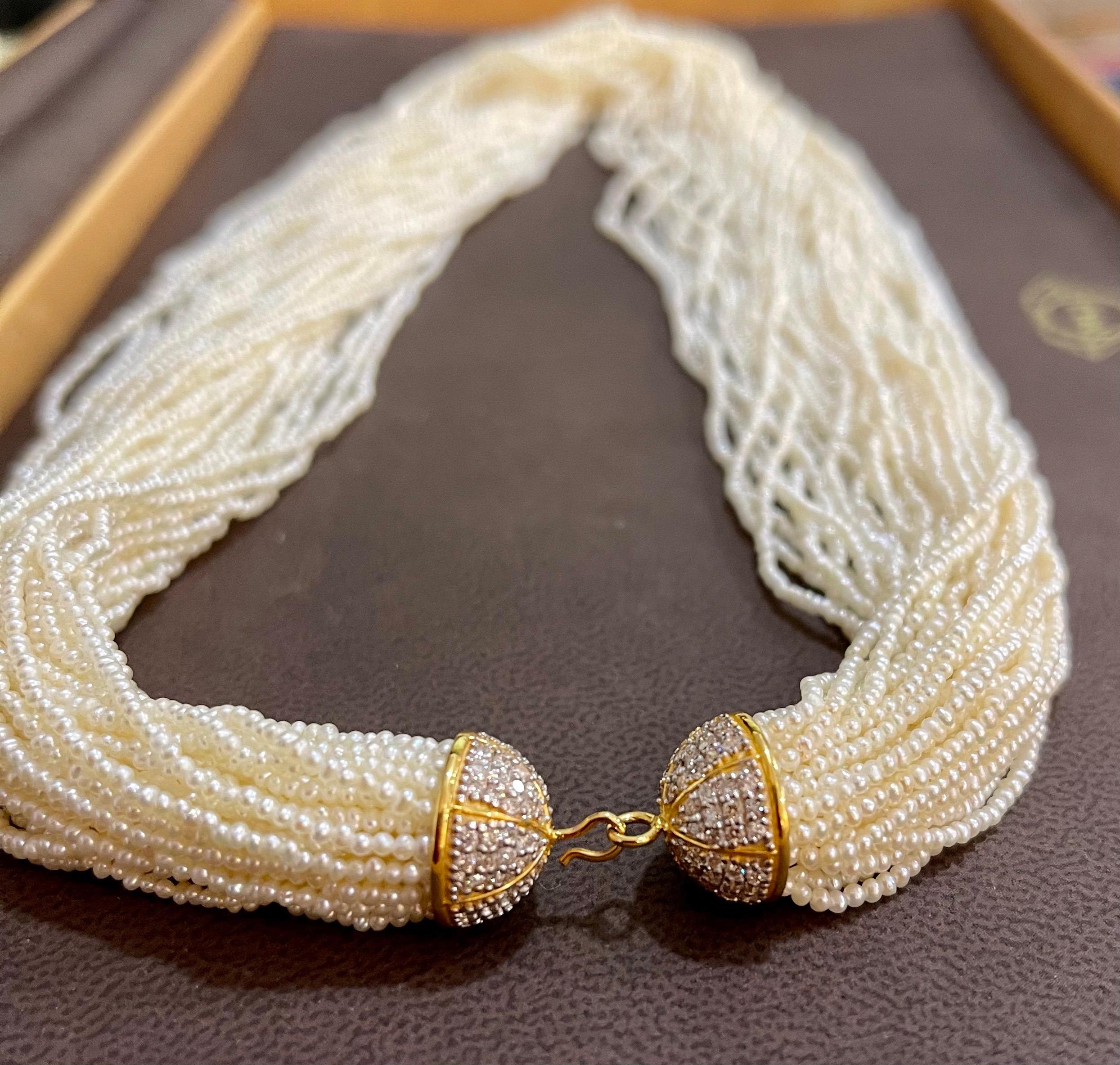 400 Karat Saatperlen-Halskette mit Diamant & 14 Karat Gelbgold Glockenverschluss Damen im Angebot