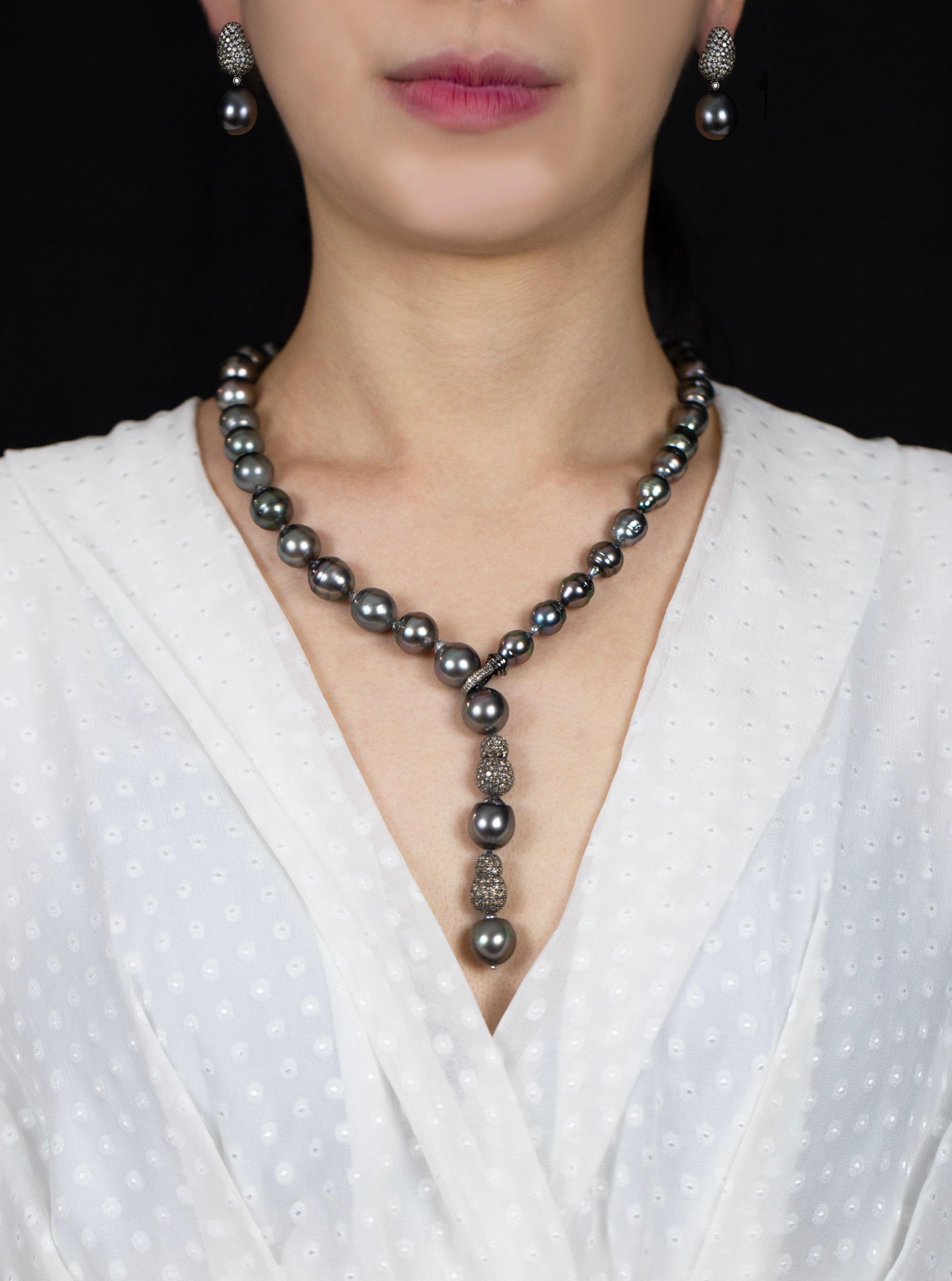 Round Cut 4.00 Carat Total Diamond Lariet and Tahitian Baroque Pearl Necklace For Sale