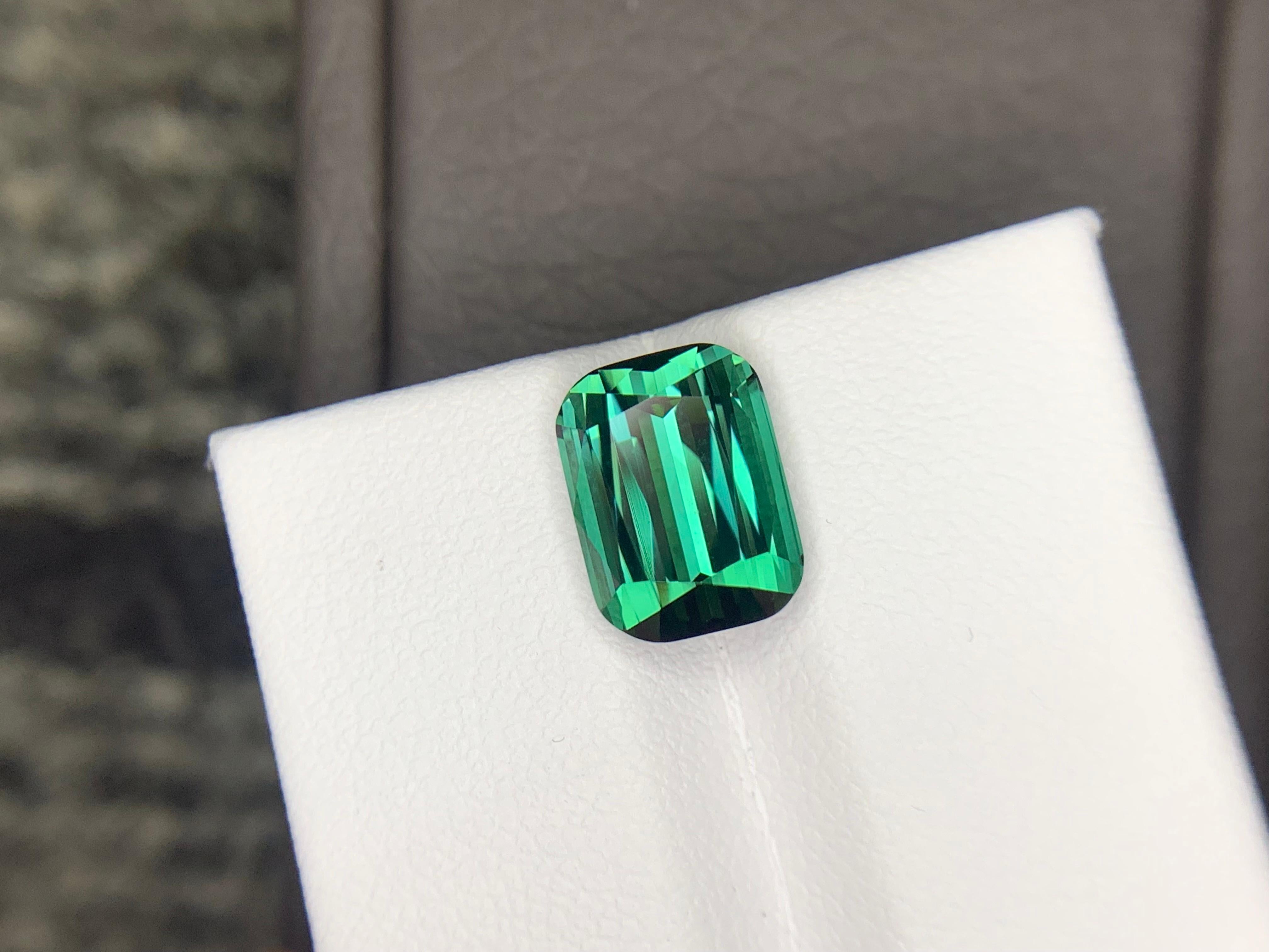 4.00 Carats Bluish Green Tourmaline Loose Natural Gemstone Cushion Cut (Tourmaline verte bleuâtre en vrac) en vente 9