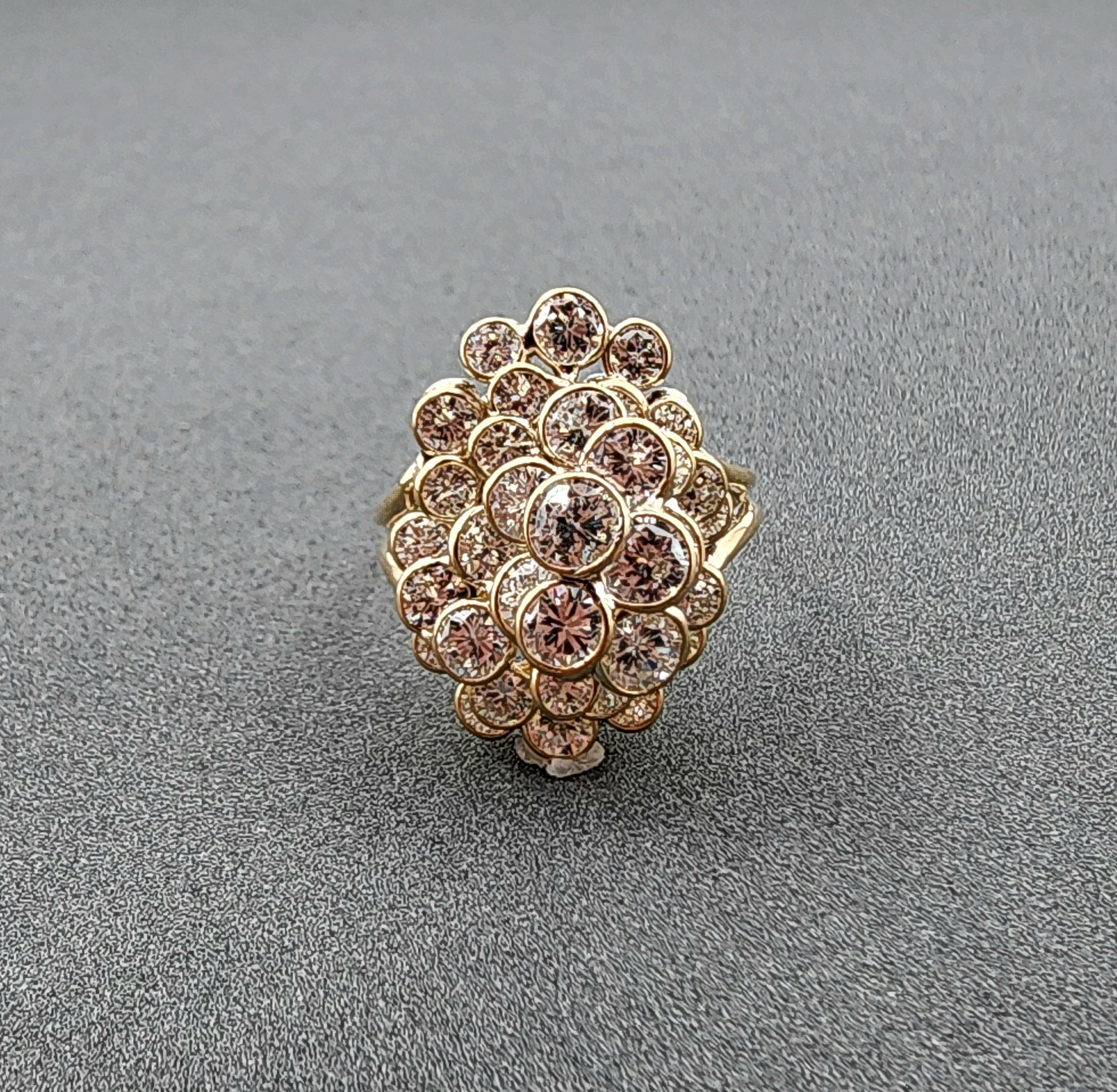 Anello da cocktail con diamante da 4,00 ct