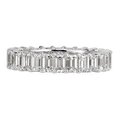 4.00ct Emerald Cut Diamond Eternity Band in Platinum