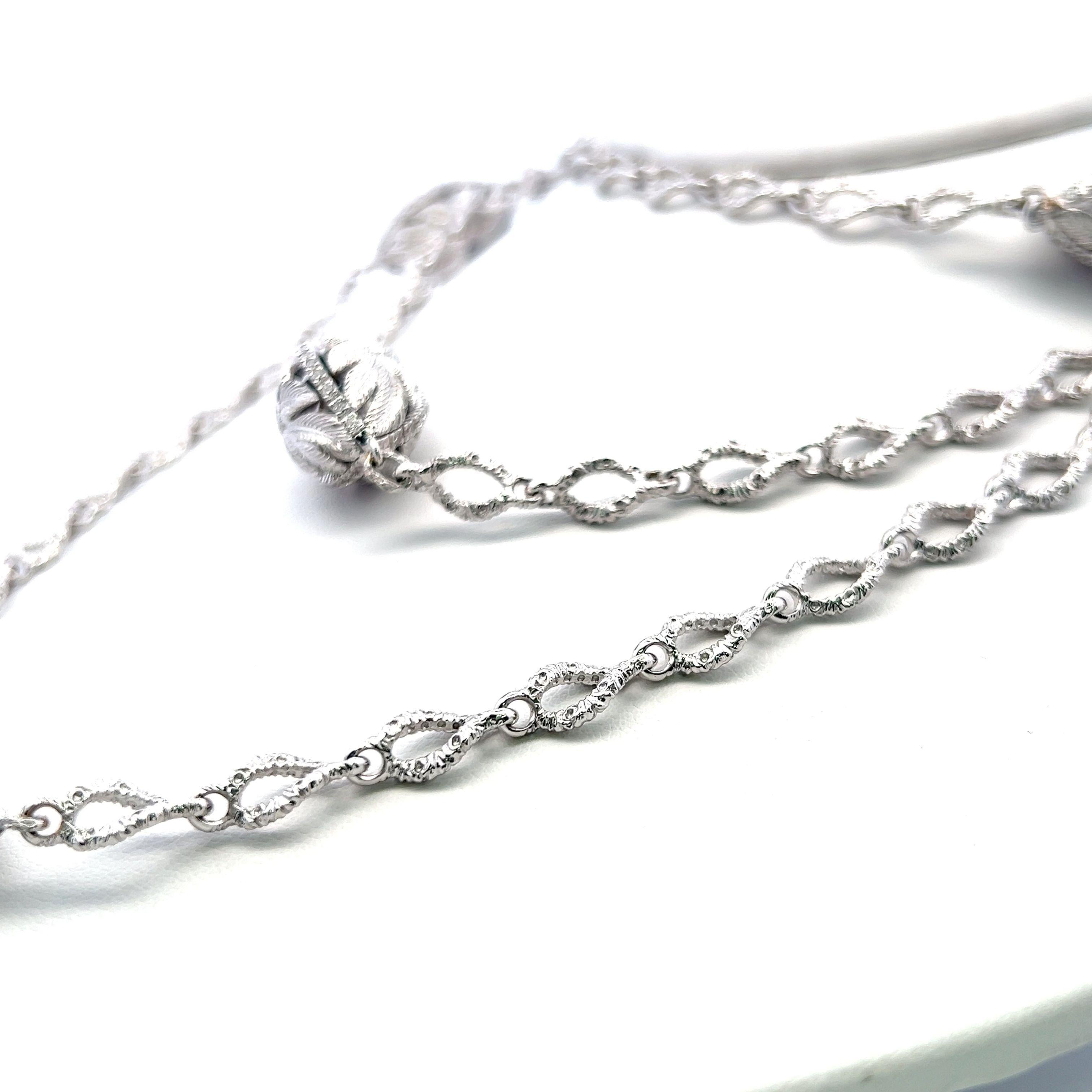 4.00ct H-VS1 Diamond 18K White Gold Vintage Textured Leaf Motif Link Necklace For Sale 2