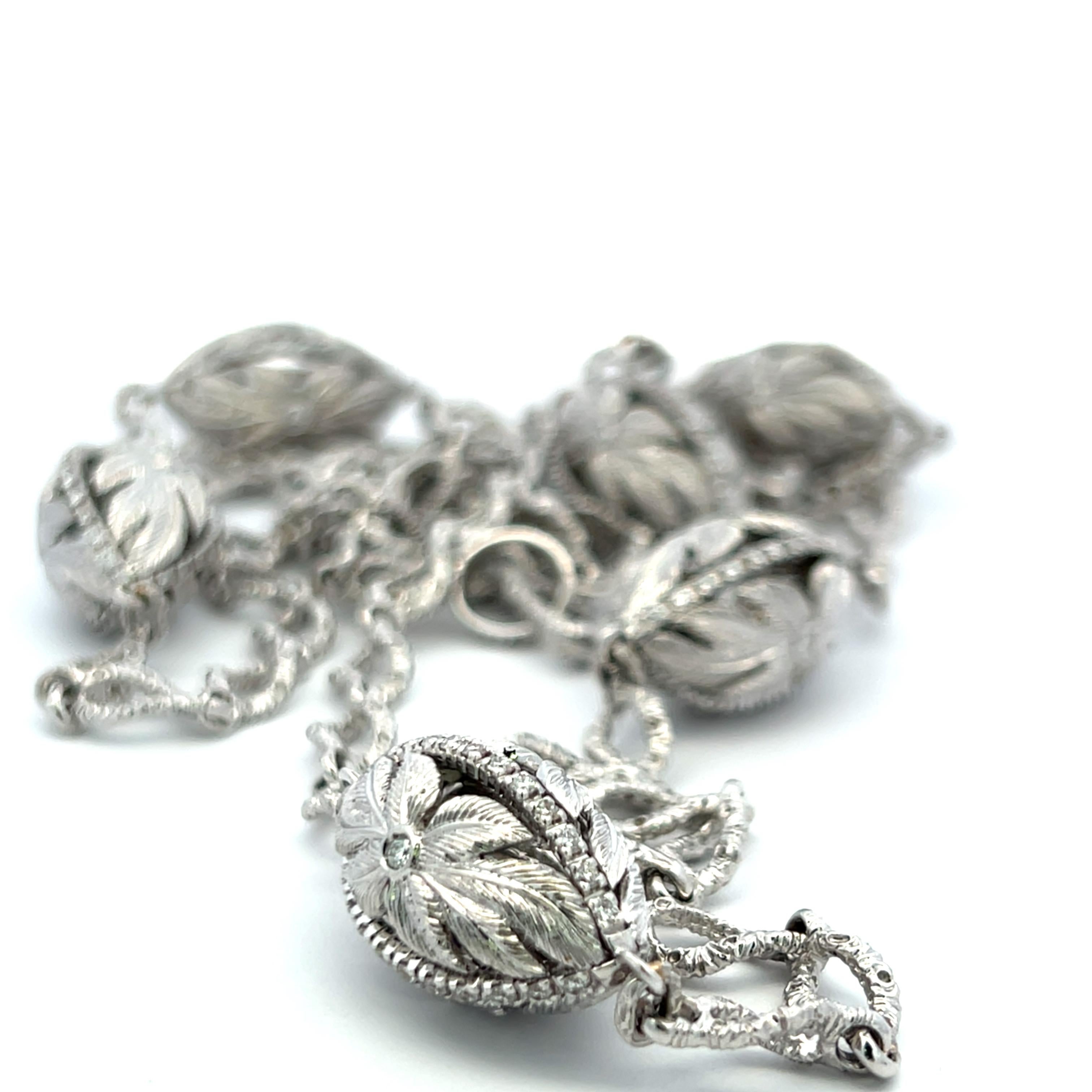 4.00ct H-VS1 Diamond 18K White Gold Vintage Textured Leaf Motif Link Necklace For Sale 3