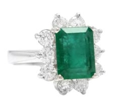 4.00 Carat Natural Emerald and Diamond 14 Karat Solid White Gold Ring