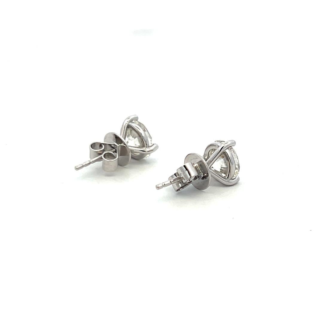Orecchini con diamanti tondi e brillanti da 4,00ct in oro bianco 18K con GIA (I SI2) in vendita 6