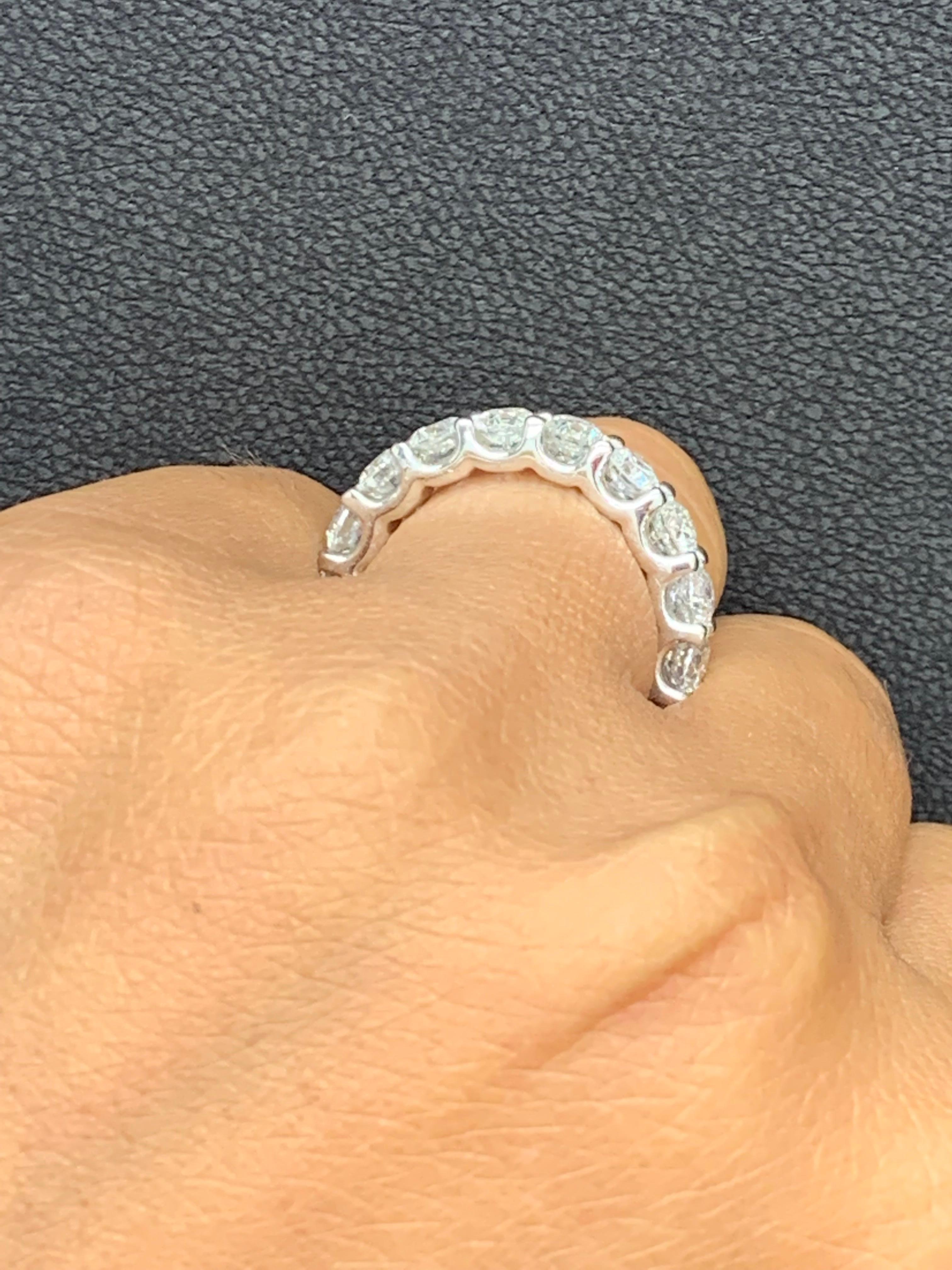 Women's 4.01 Carat Diamond Eternity Wedding Ring in 14k White Gold For Sale