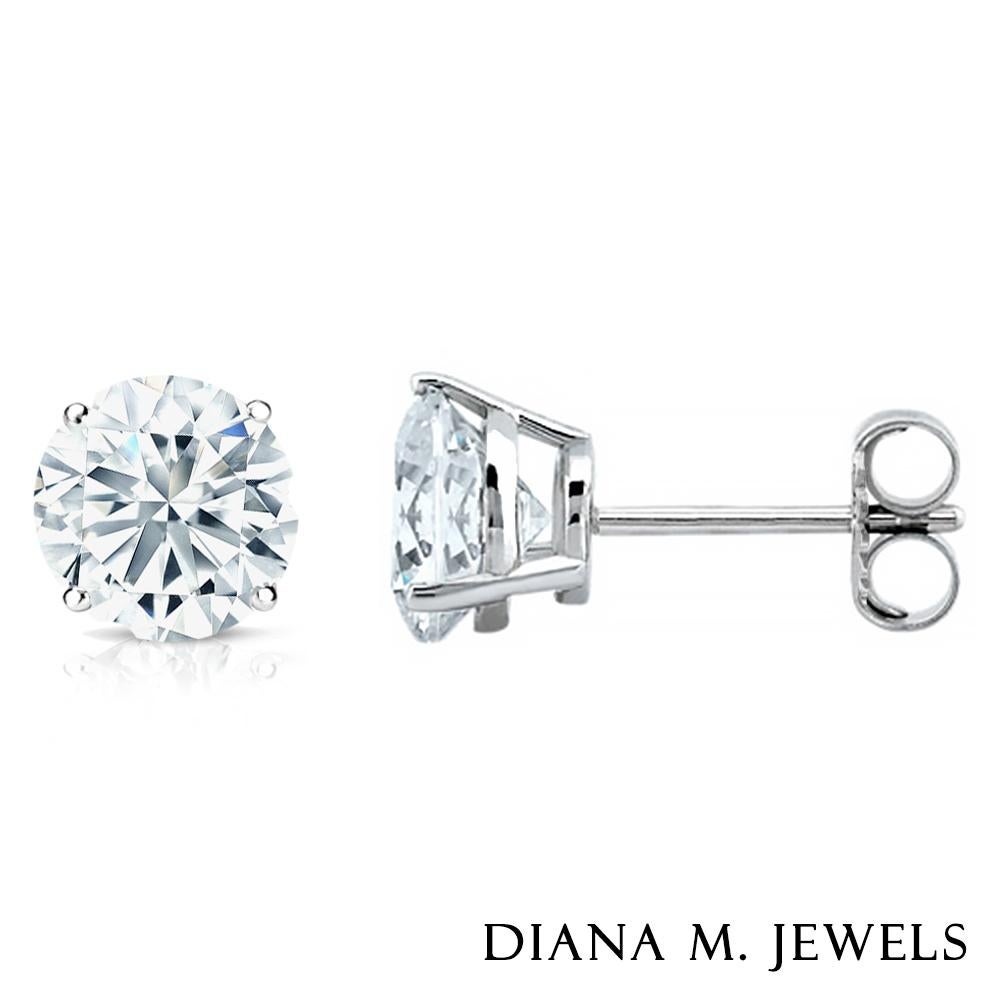 Taille ronde Clous d'oreilles en diamants F-SI de 4,01 carats en vente