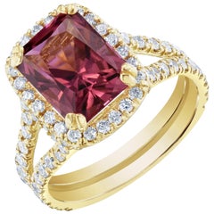 4.01 Carat Natural Tourmaline Diamond 18 Karat Yellow Gold Engagement Ring