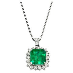 4,01 Karat natürlicher Vivid-Green Smaragd und Diamant-Anhänger aus Platin