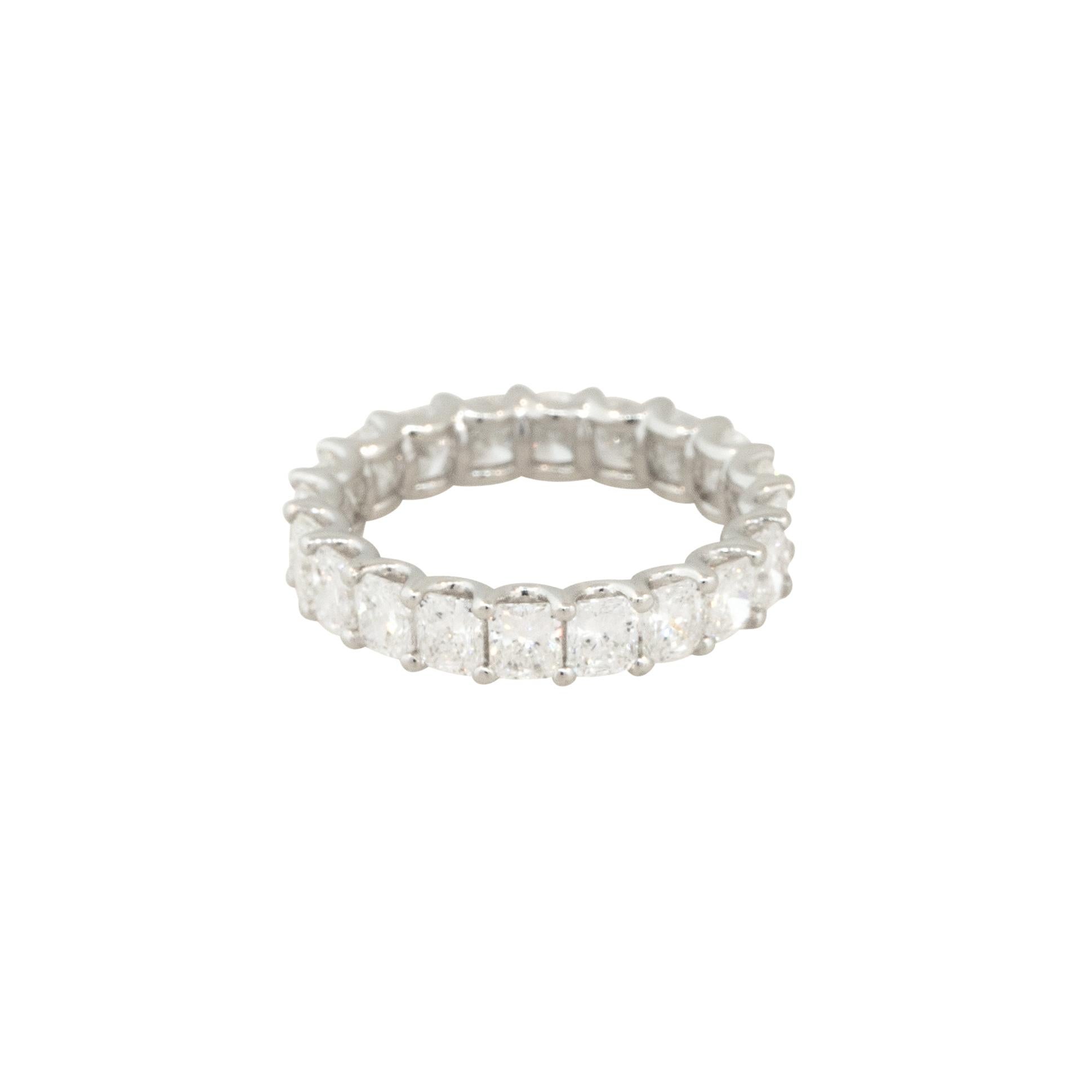 14k White Gold 4.01ctw Radiant Cut Diamond Eternity Band

Style: Women's Diamond Eternity Band
Material: 14k White Gold
Diamond Details: Approximately 4.01ctw of Radiant Cut Diamonds. All Diamonds are prong set and there are 20 Diamonds total.