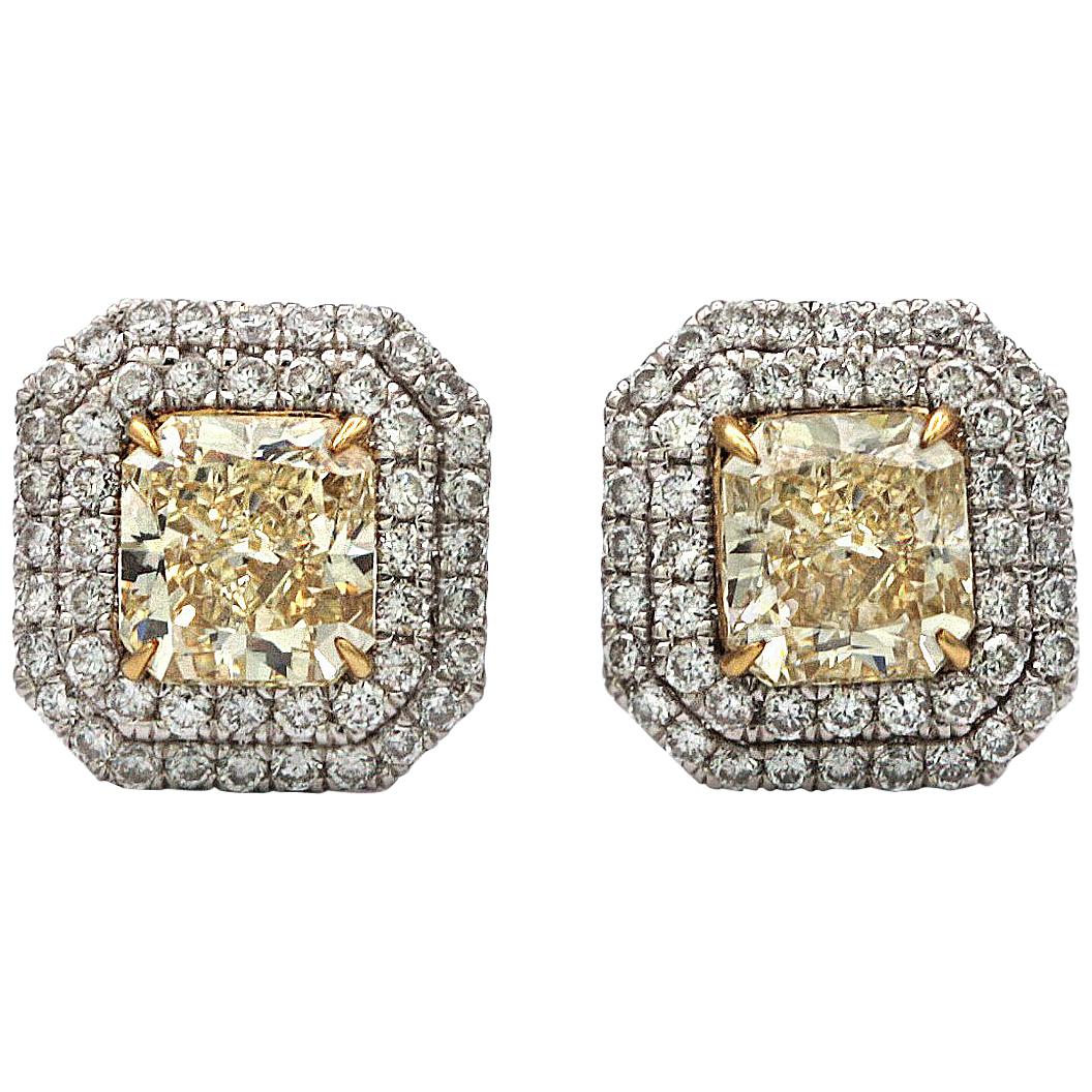 4.01 Carat Radiant Cut Natural Yellow Stud Earrings For Sale