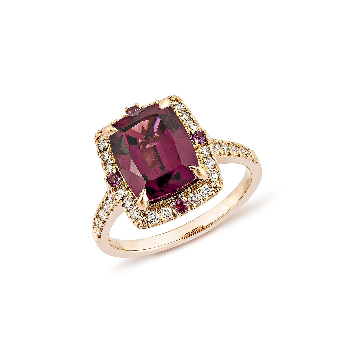 Contemporary Sunita Nahata Rhodolite 4.01ct. Fancy Ring in 18KRG with White Diamond. For Sale