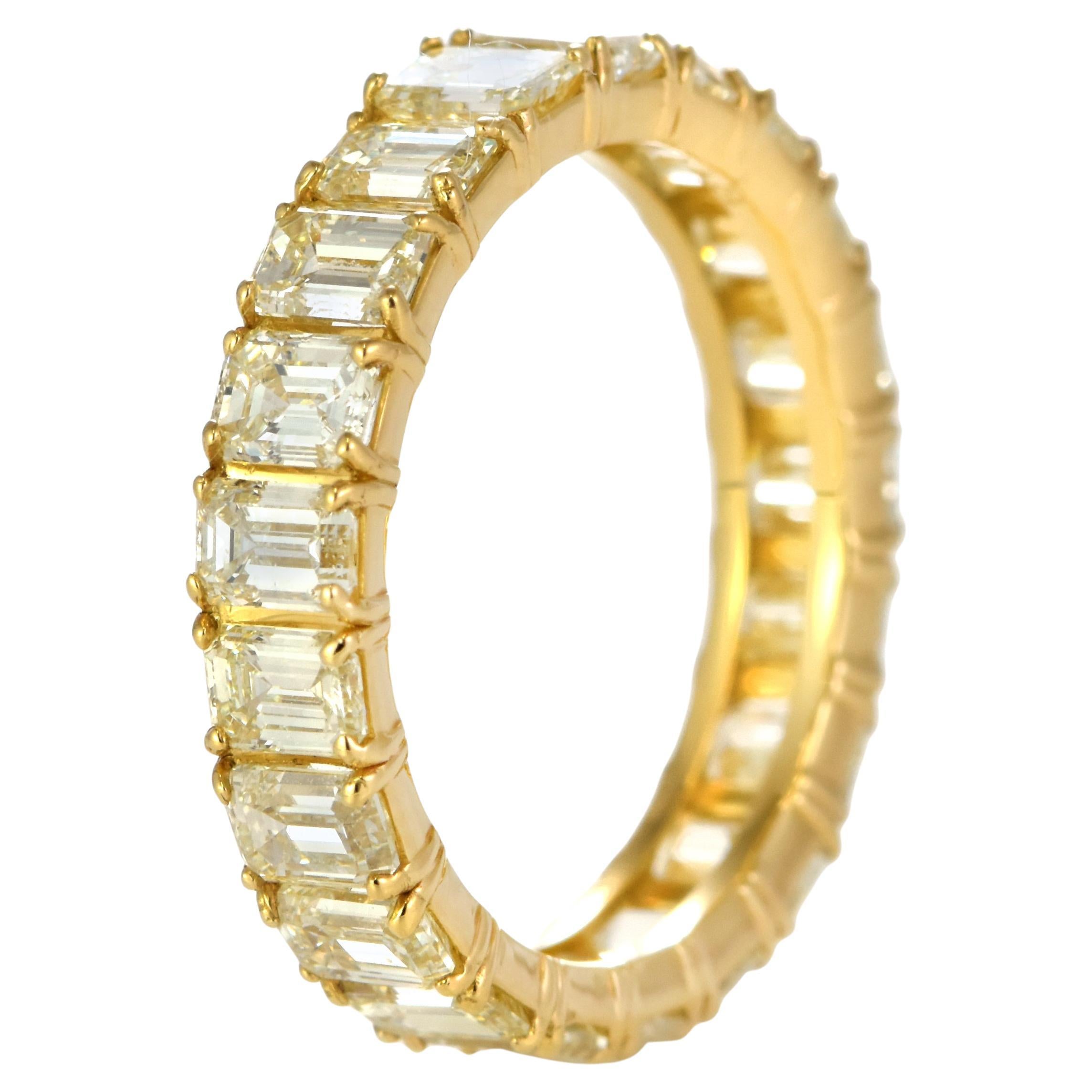 4.01 Carats Natural Emerald-Cut Diamond Full Eternity Ring Made in 18 Karat Gold