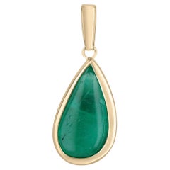 4.01ct 14K Colombian Pear Cabochon Emerald Collana con castone in oro 585