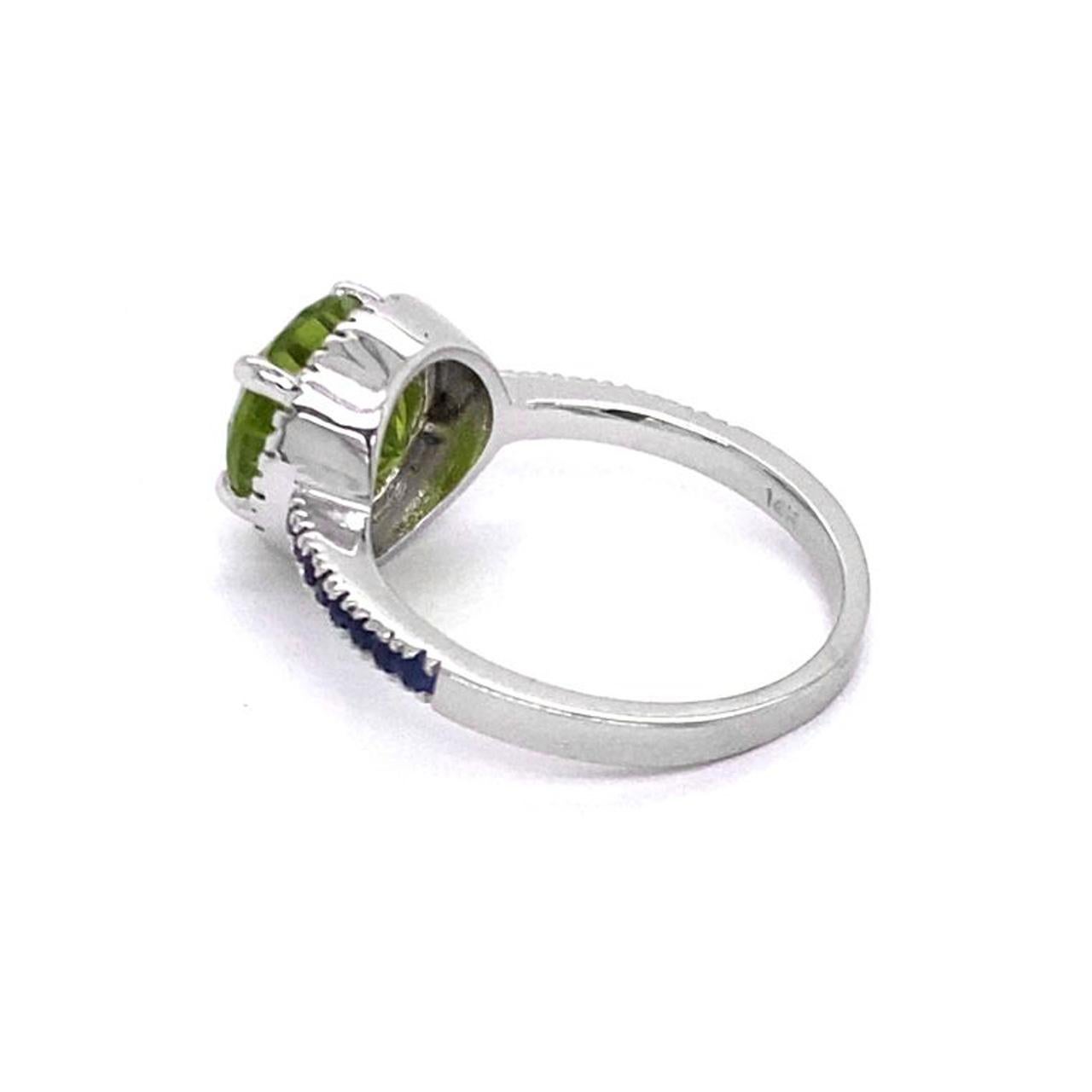 Round Cut 4.01ct Natural Burma Peridot 14K W/G Ring For Sale