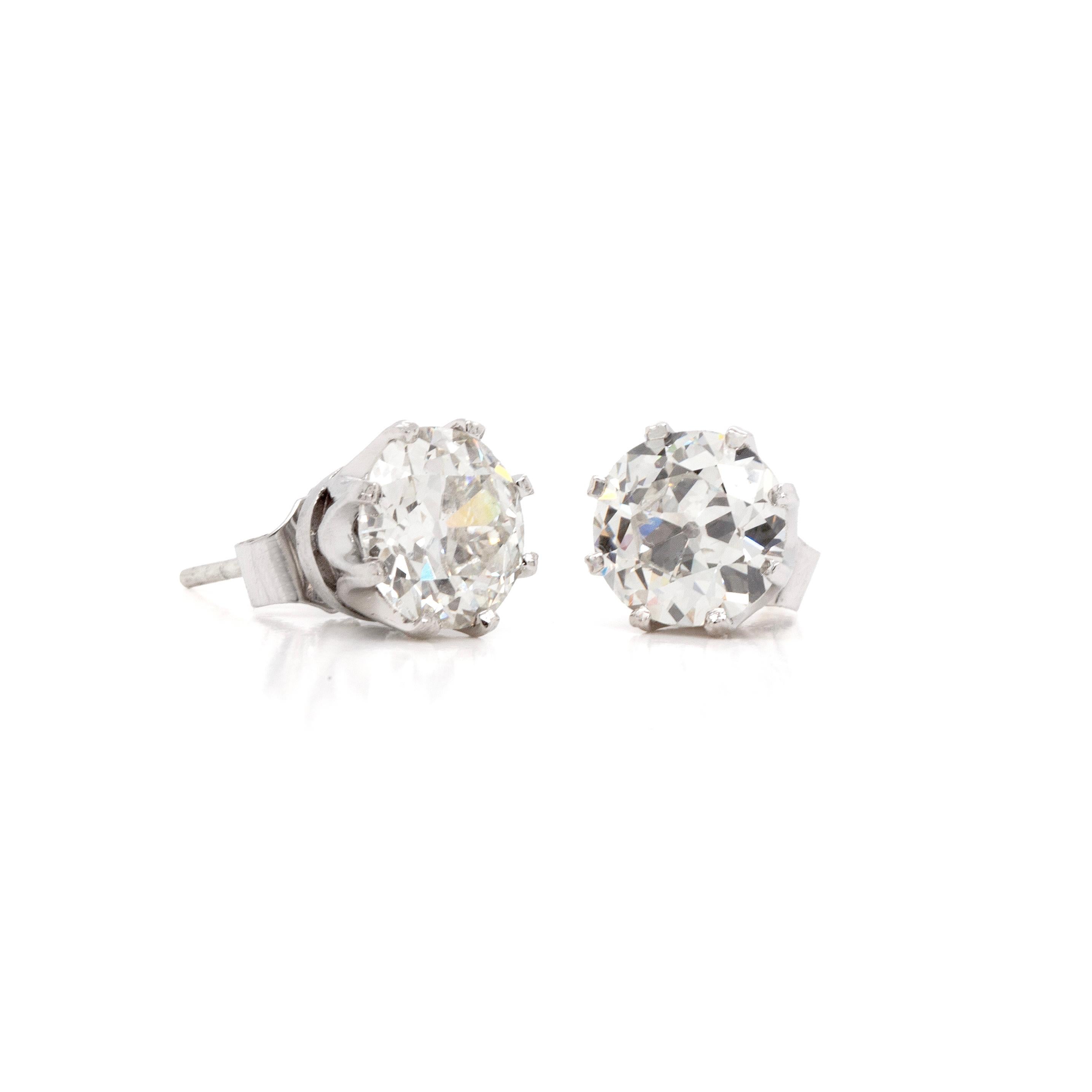 Pendientes de oro blanco de 18 ct con diamantes talla europea antigua de 4,01 ct Eduardiano en venta
