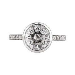 Anello di fidanzamento con diamante a taglio brillante rotondo da 4,01 ct. Anello di fidanzamento con diamante a taglio brillante rotondo da 4,01 ct.