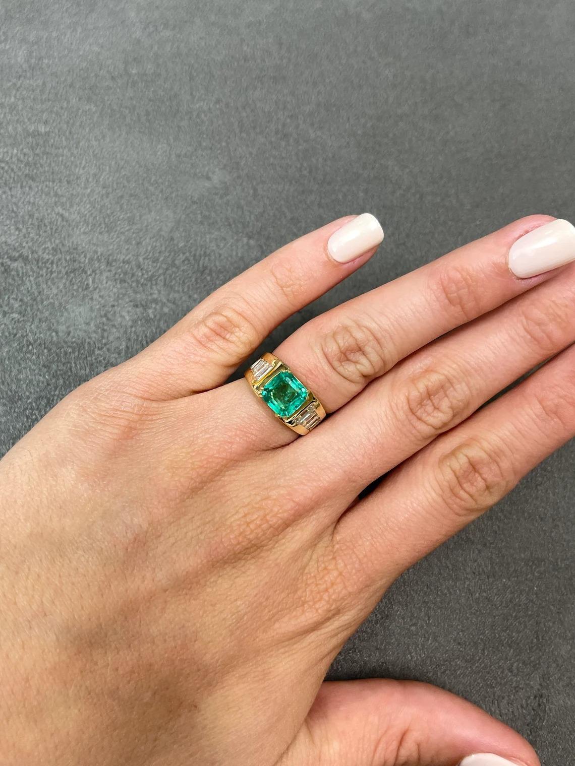 4.01tcw 18K Colombian Emerald-Asscher Cut & Baguette Diamond Men's Gold Ring For Sale 1