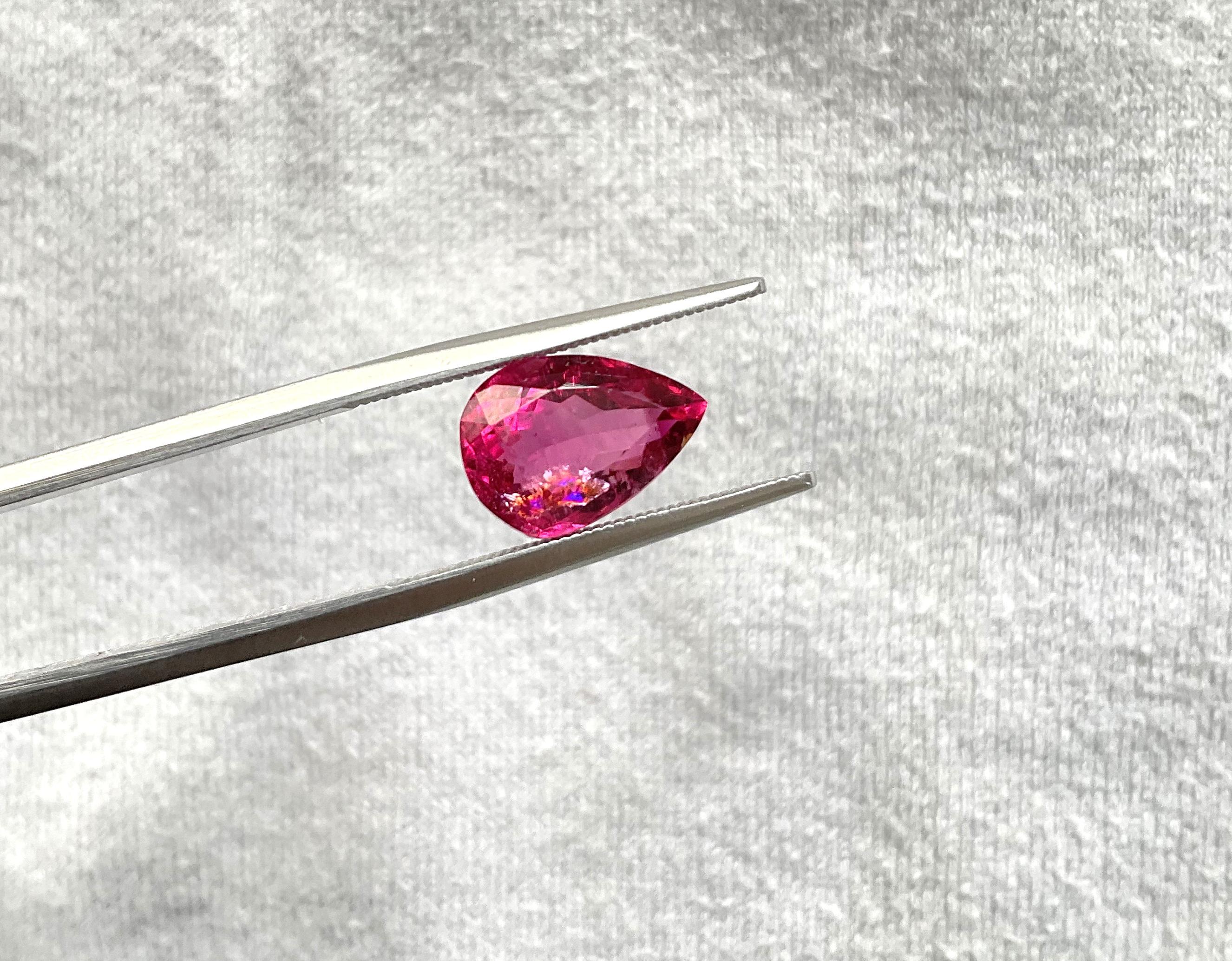 4.02 Carat Hot Pink Rubellite Tourmaline pear cut stone fine jewelry Natural Gem In New Condition For Sale In Jaipur, RJ