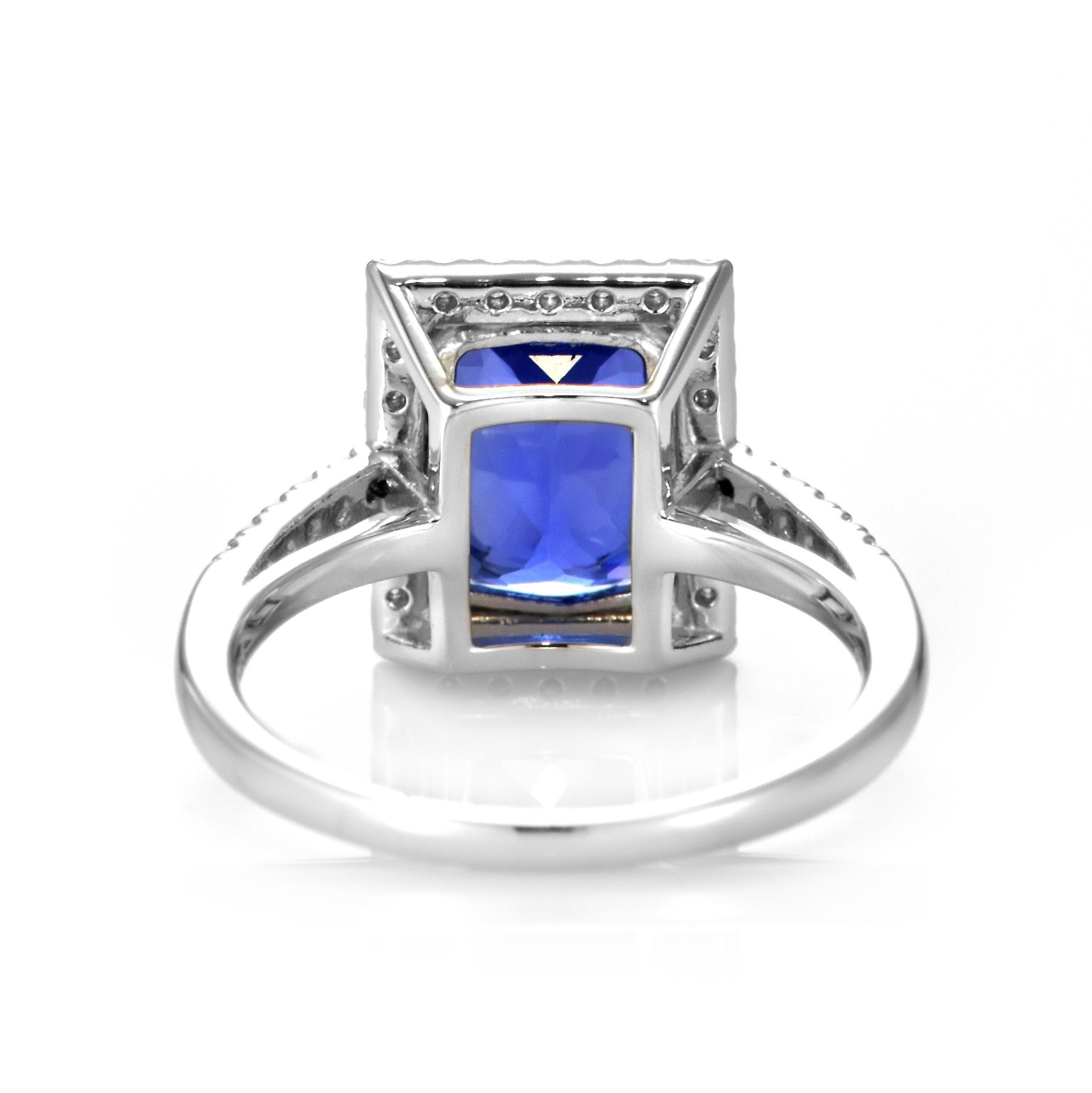 4.02 Carat Natural 'AAA' Tanzanite and Diamond Ring Made in Platinum For Sale 7