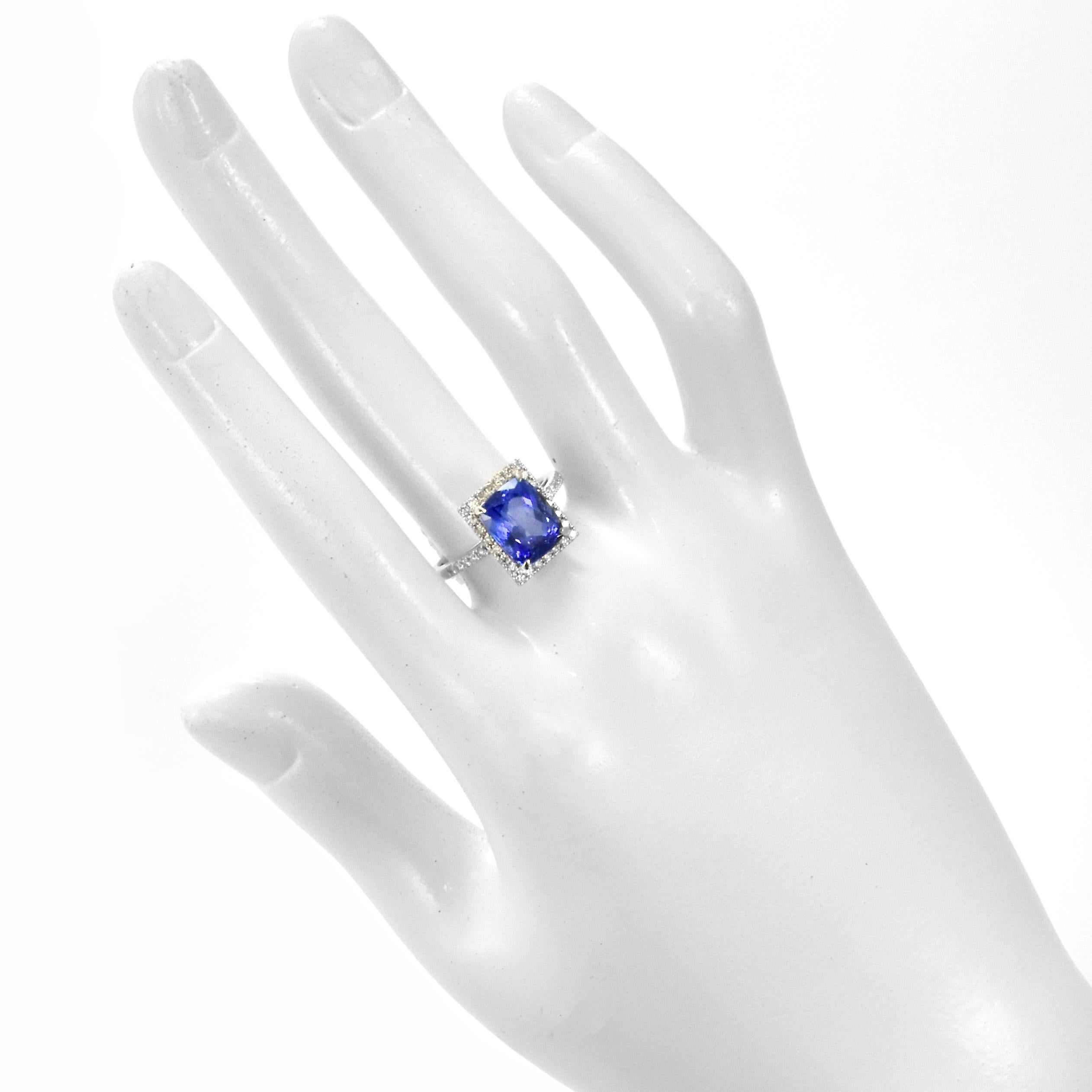 Women's 4.02 Carat Natural 'AAA' Tanzanite and Diamond Ring Made in Platinum For Sale