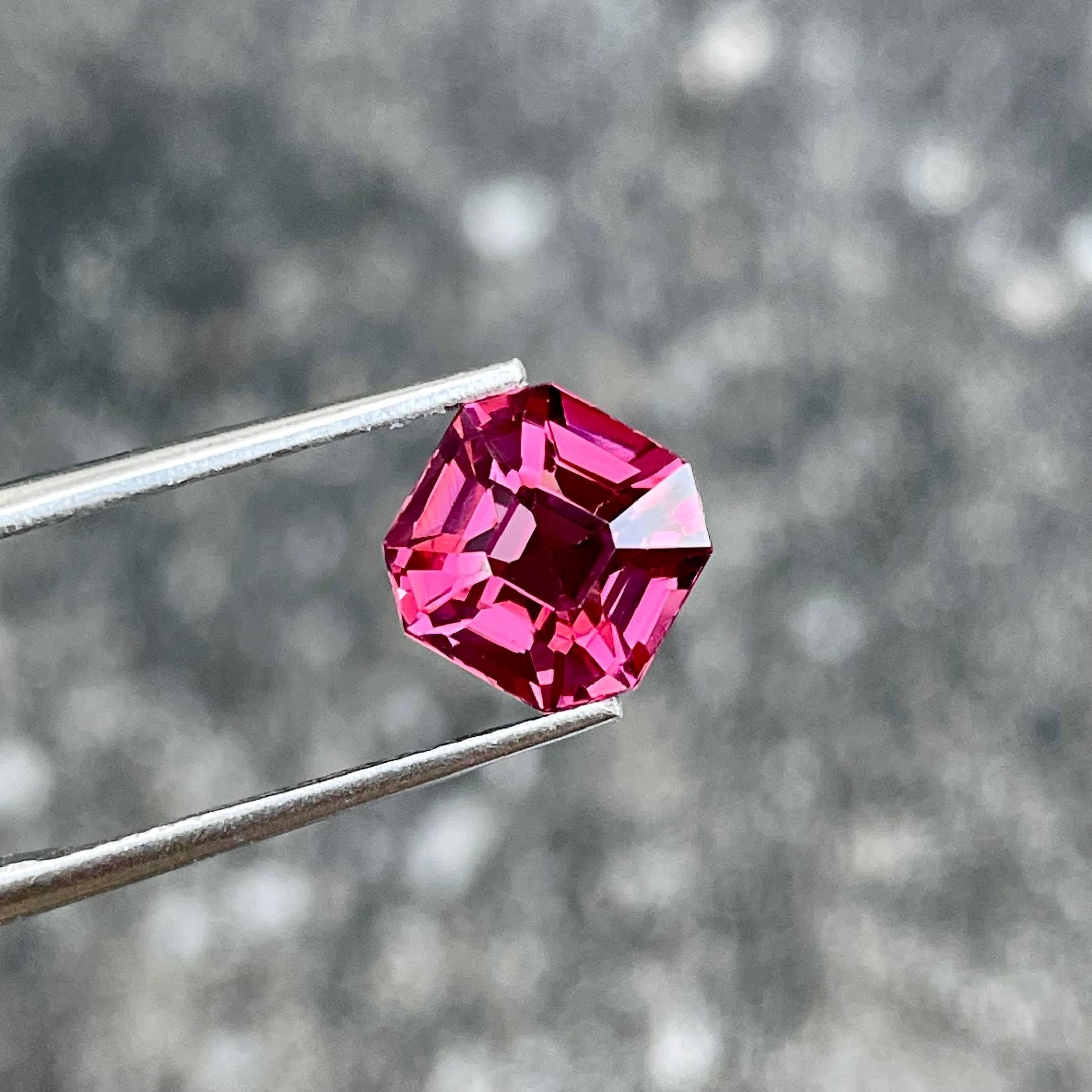 4,02 Karat Rosa-roter Granat Asscher-Schliff Natürlicher afrikanischer Edelstein im Angebot 3