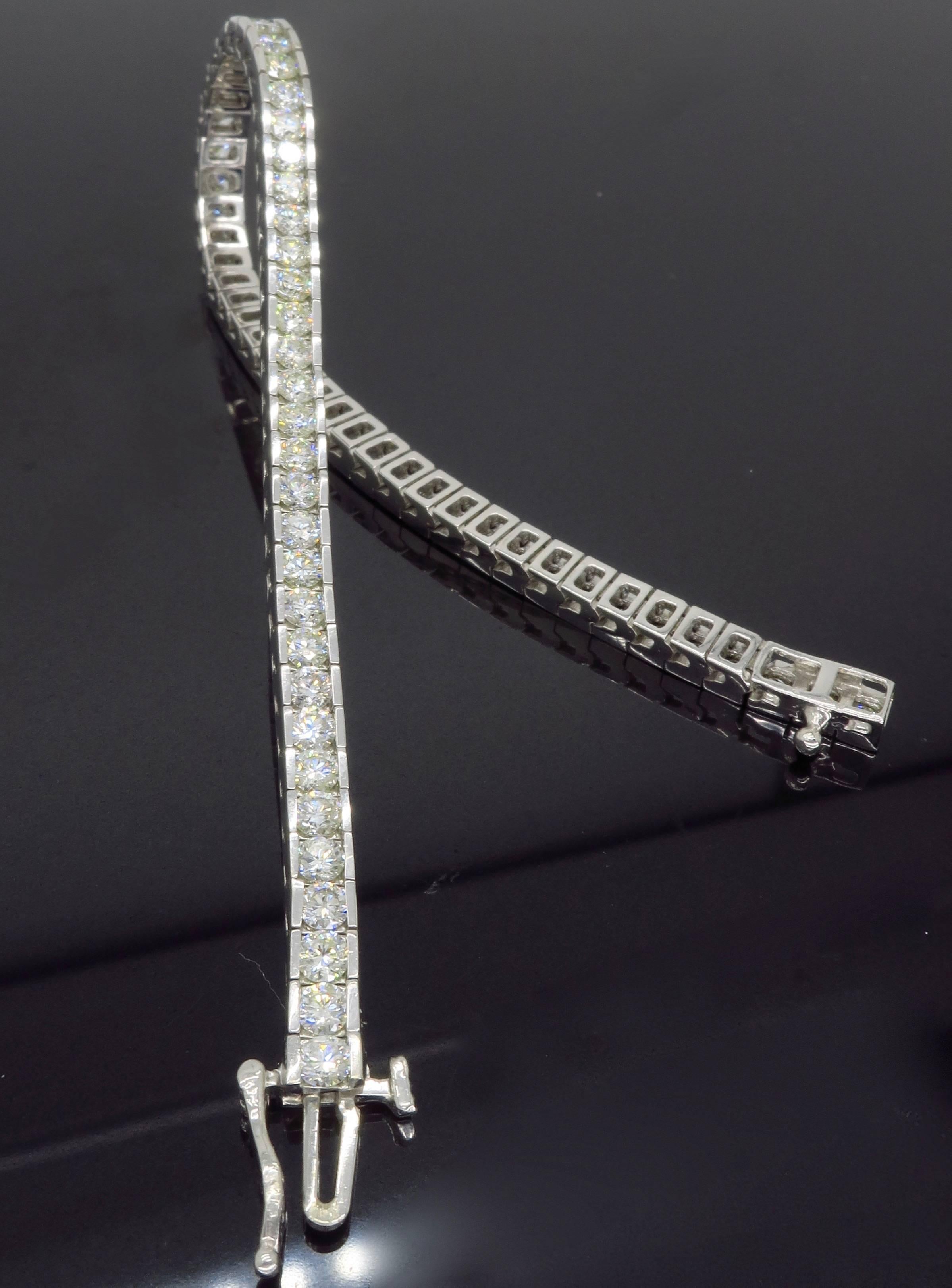 4.03 Carat Diamond Total Weight Tennis Bracelet 1
