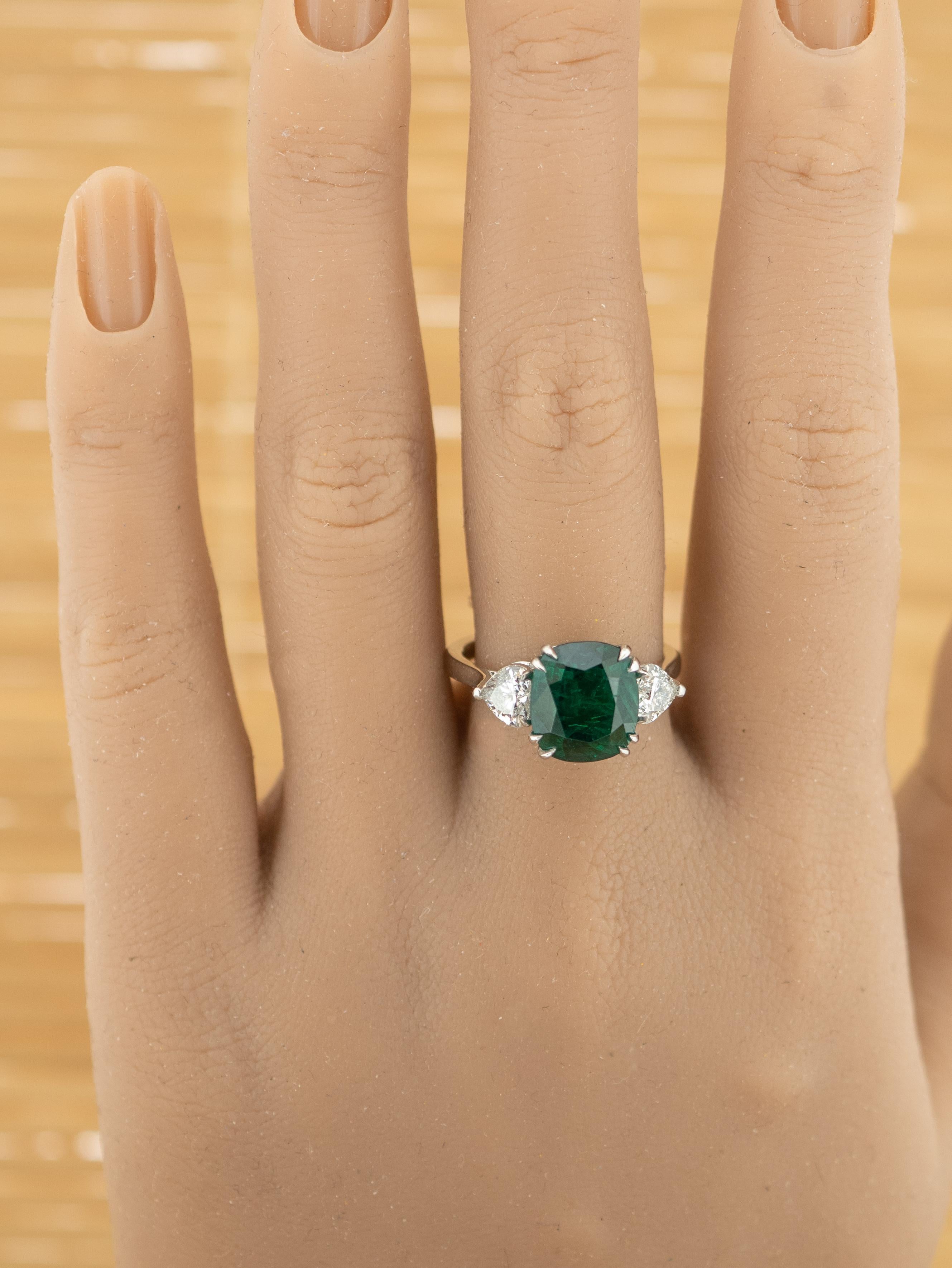 Emerald Cut 4.03 Carat Fine Color Certified Emerald and 0.82 Carat Diamond Platinum Ring For Sale