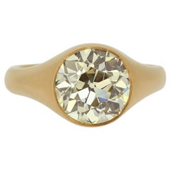 4.03 Carat Old Mine Cut Diamond Single Stone Ring (bague à une pierre)