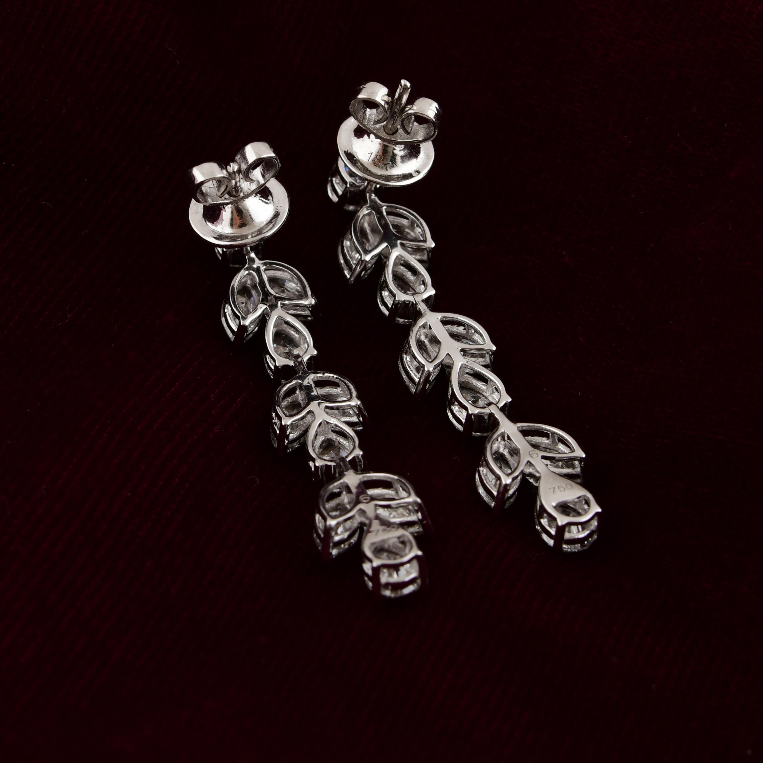 Taglio misto Orecchini a goccia con diamanti naturali da 4,03 carati SI/H Oro bianco 14 carati in vendita