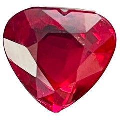 Certifié GRS de 4,03 ct  Naturel Non chauffé  Rouge Rubis Vivid  Couleur Pierre précieuse
