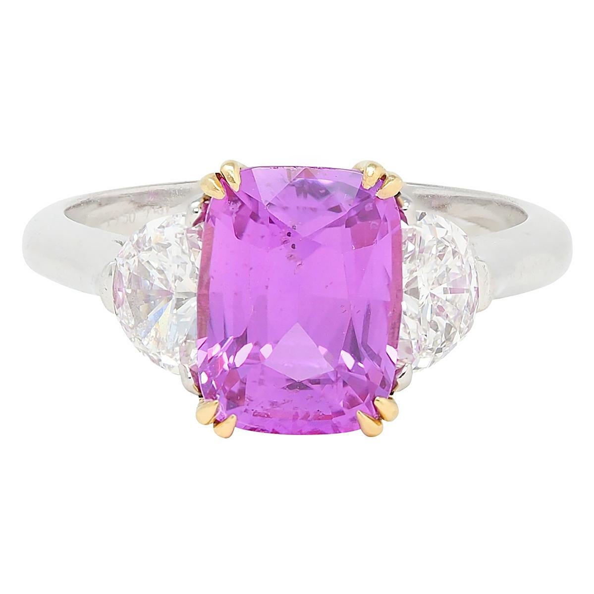 4.03 CTW No Heat Pink Diamond Platinum 18K Gold Three Stone Ring (bague à trois pierres en or) en vente 4