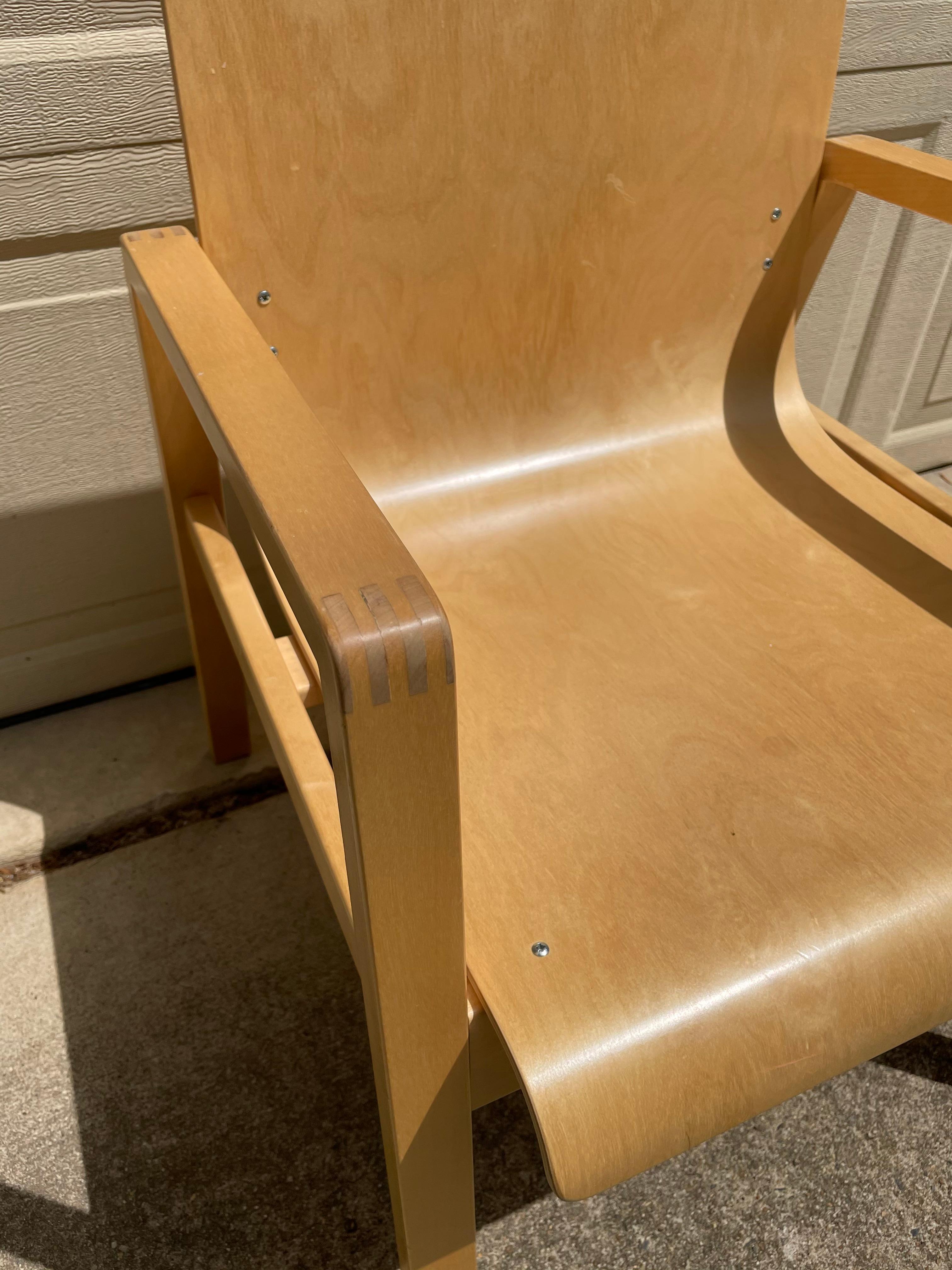 403 Hallway Chair for Artek by Alvar Aalto 5