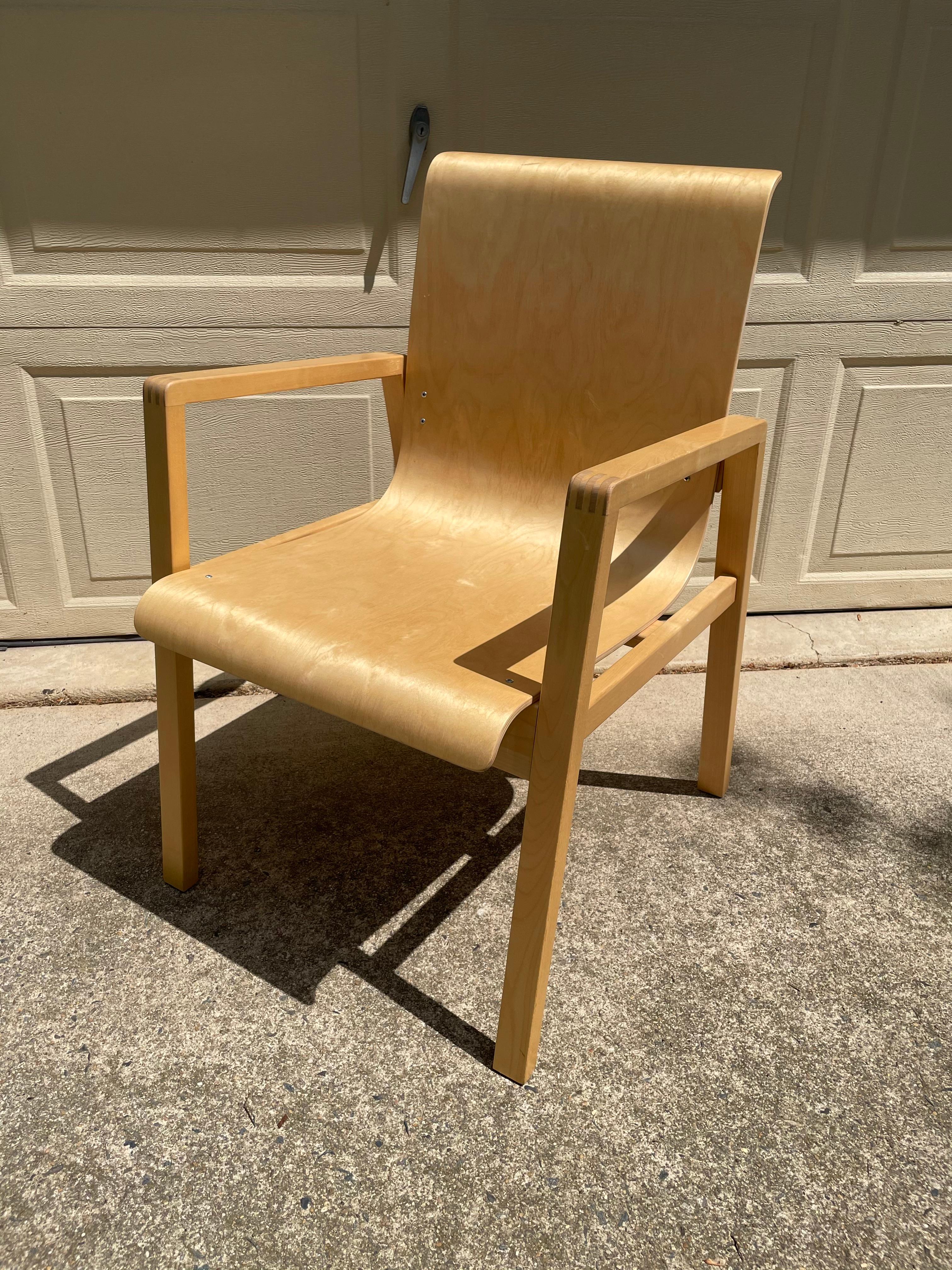Bentwood 403 Hallway Chair for Artek by Alvar Aalto