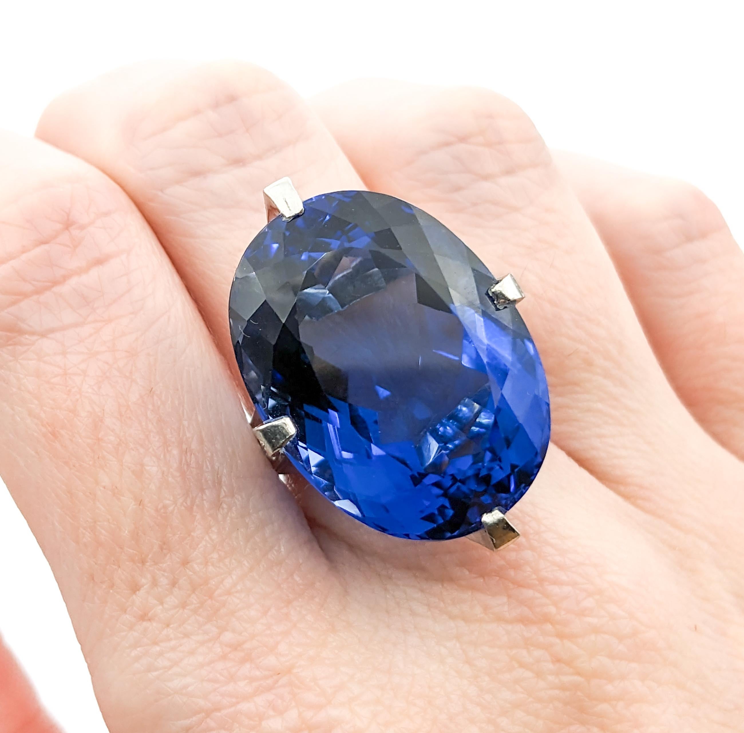 Round Cut 40.35ct Glass centerpiece & .20ctw Diamonds Ring In Platinum For Sale