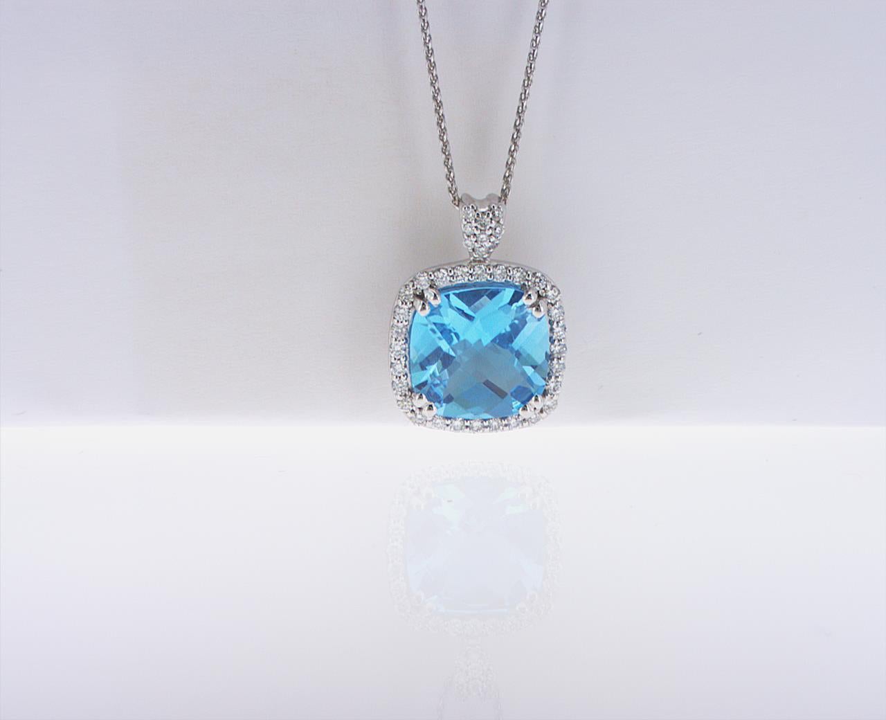 4.03ct Cushion Cut Blue Topaz Pendant In New Condition For Sale In New York, NY